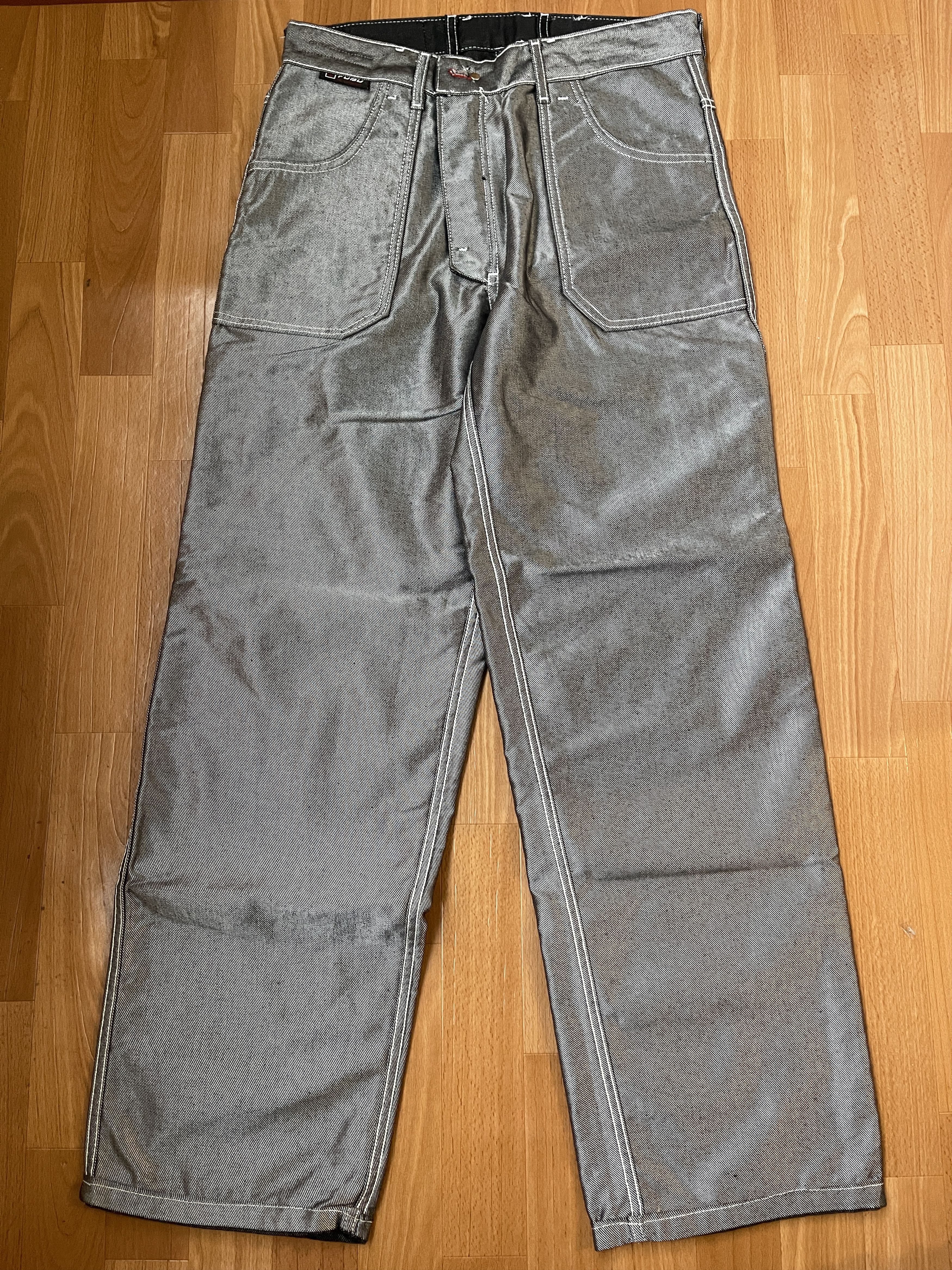 Fubu FUBU jeans shiny vintage baggy jeans silver metallic size 32 Size US 32 / EU 48 - 2 Thumbnail