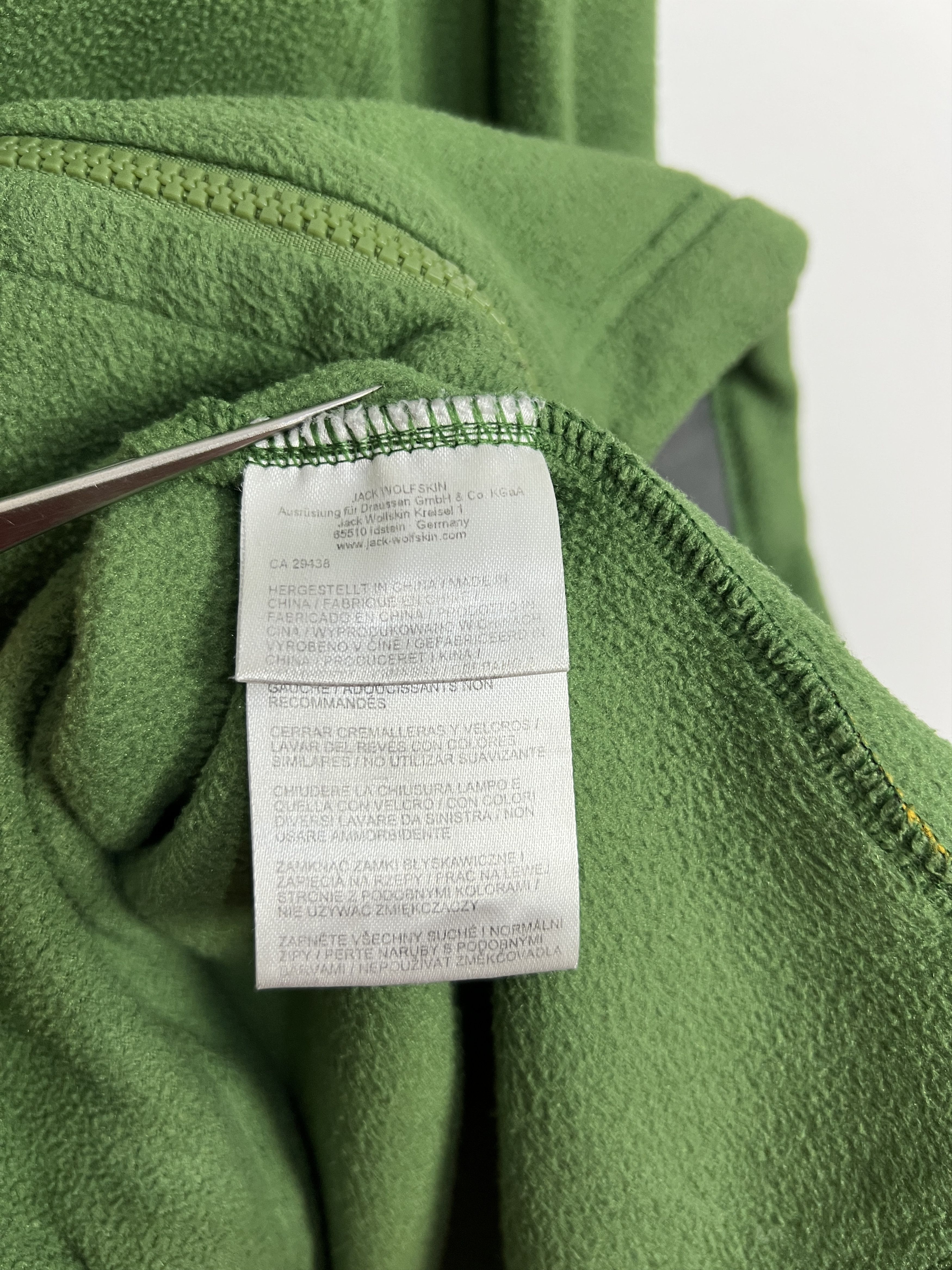 Jack Wolfskin Jack Wolfskin Fleece Track Top Jacket Warm Zip Rare Hype Size US XXL / EU 58 / 5 - 7 Thumbnail