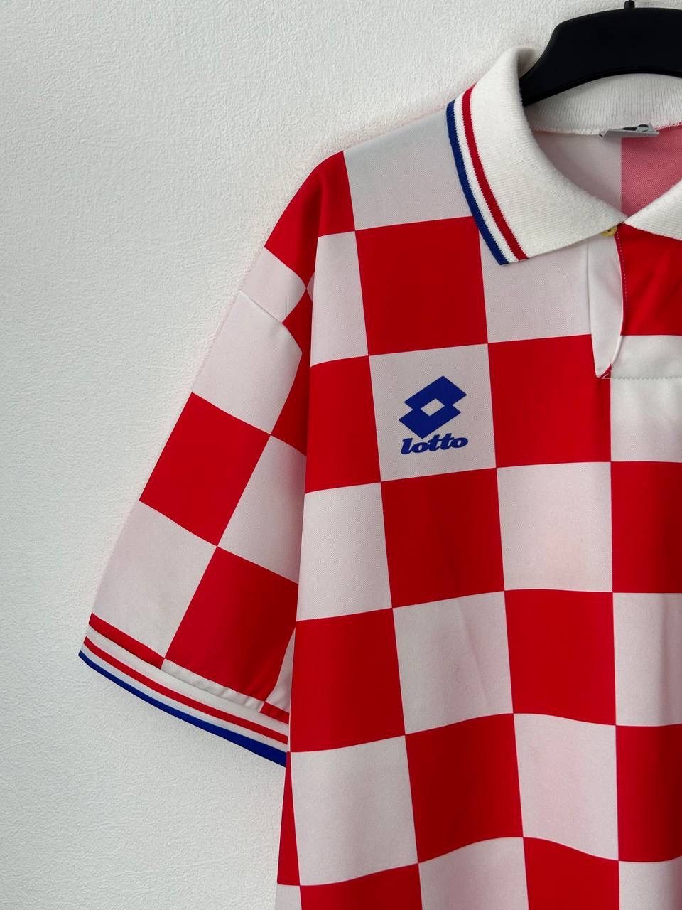 Lotto Sport Vintage Croatia 1992-1995 HNS Lotto Soccer Jersey XL World Size US XL / EU 56 / 4 - 4 Thumbnail