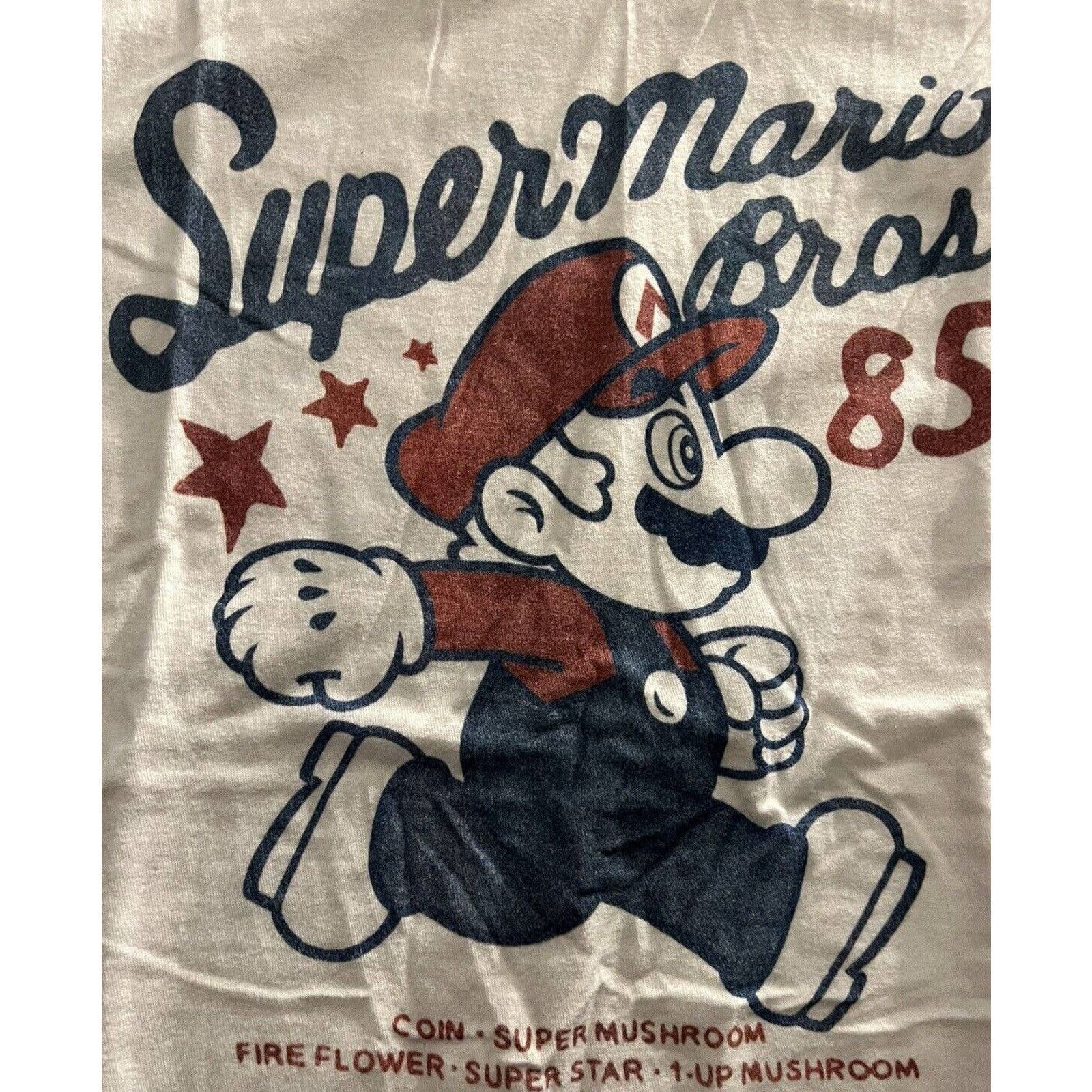 Nintendo Nintendo Super Mario Bros 85 T-Shirt Men's Large Pullover Size US L / EU 52-54 / 3 - 4 Thumbnail