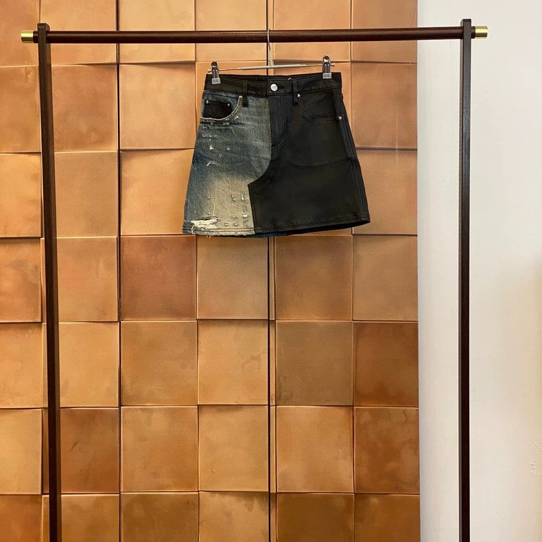 Amiri Amiri Washed Blue Denim Leather Patch Skirt Size ONE SIZE - 1 Thumbnail