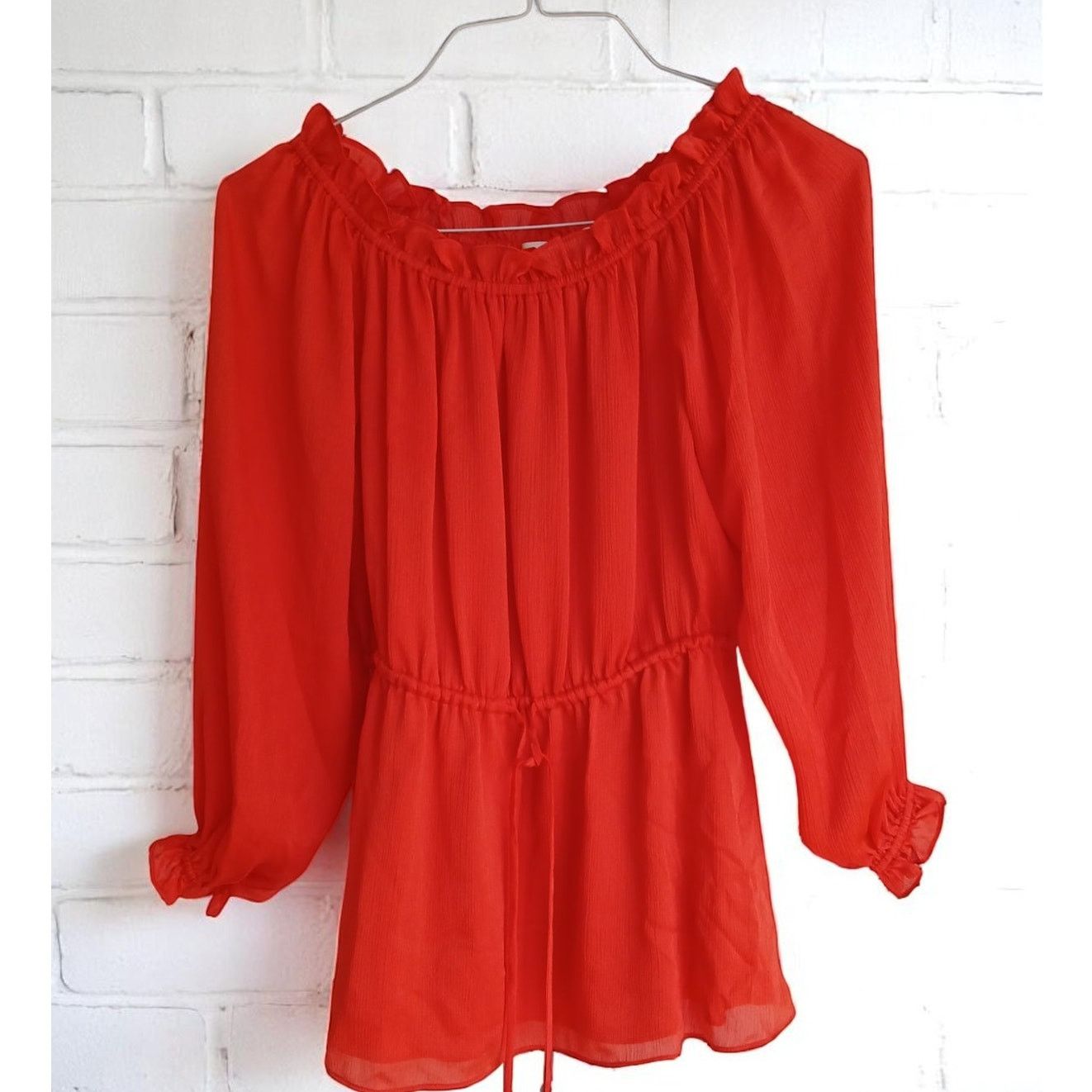 Diane von Furstenberg Diane Von Furstenberg Off Shoulder Mini Dress - Size 4 Size S / US 4 / IT 40 - 1 Thumbnail