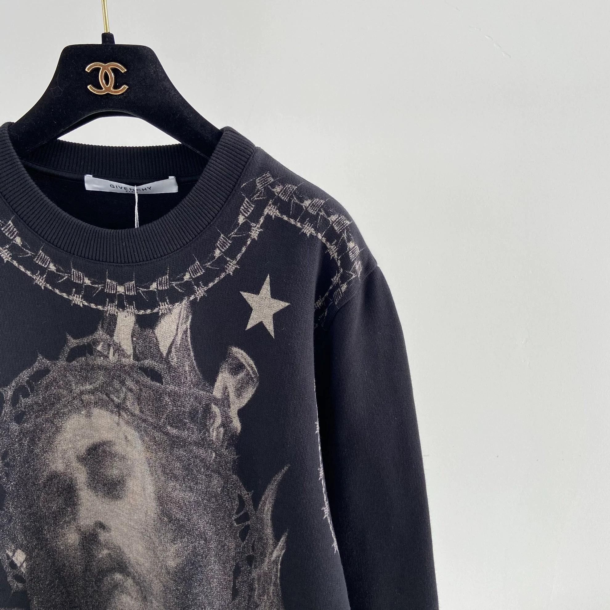 Givenchy Givenchy all-over print sweatshirt XS 4485 Size US XS / EU 42 / 0 - 3 Thumbnail