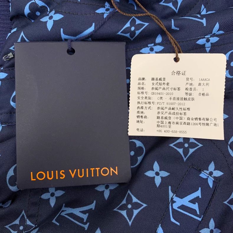 Louis Vuitton Louis Vuitton 22 dark blue logo full print mulberry silk l Size XXS / US 00 / IT 34 - 6 Thumbnail