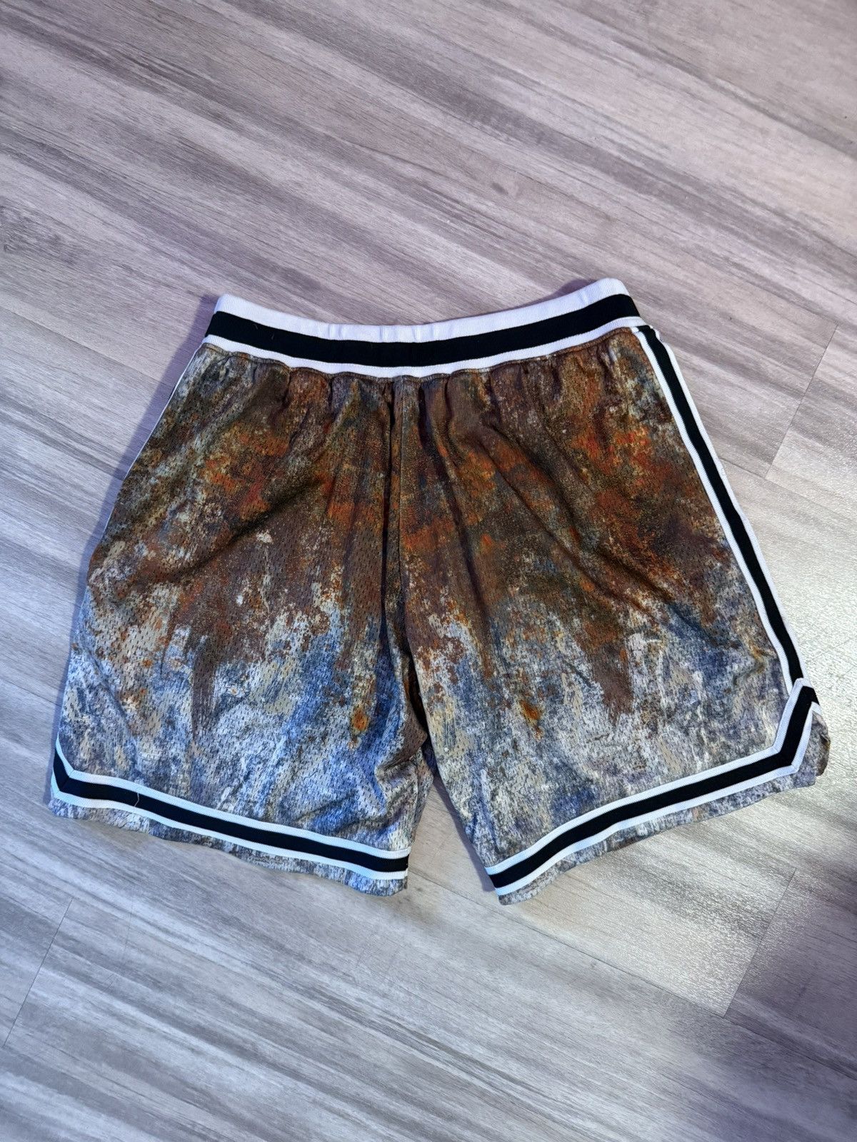 John Elliott John Elliott Game Shorts Size US 32 / EU 48 - 2 Thumbnail