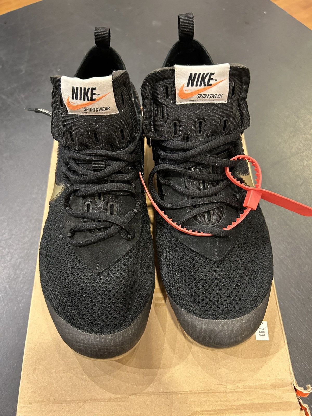 Nike Nike Air Vapormax ‘Off-White Black’ Size US 10.5 / EU 43-44 - 4 Thumbnail
