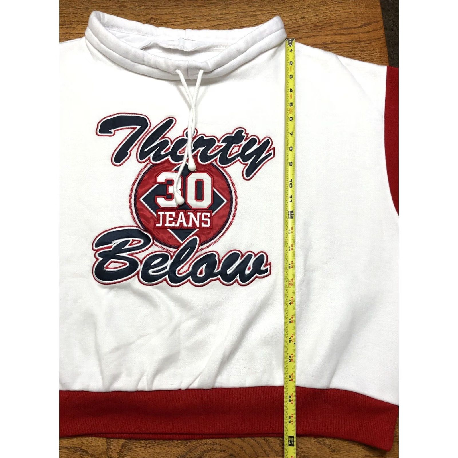 Vintage VINTAGE Thirty Below Sweatshirt Y2K 90s White Embroidered XL/2XL Size US XL / EU 56 / 4 - 6 Thumbnail