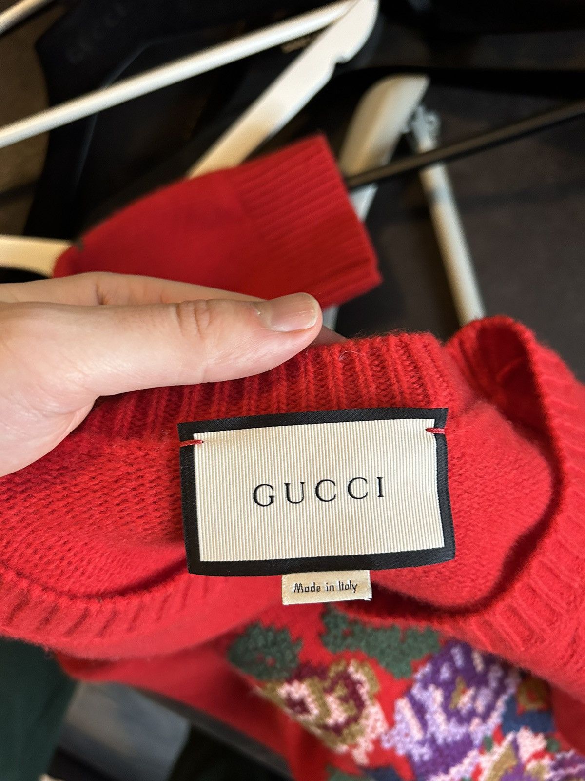 Gucci Red Floral Jacquard Knit Sweater Size US L / EU 52-54 / 3 - 9 Thumbnail