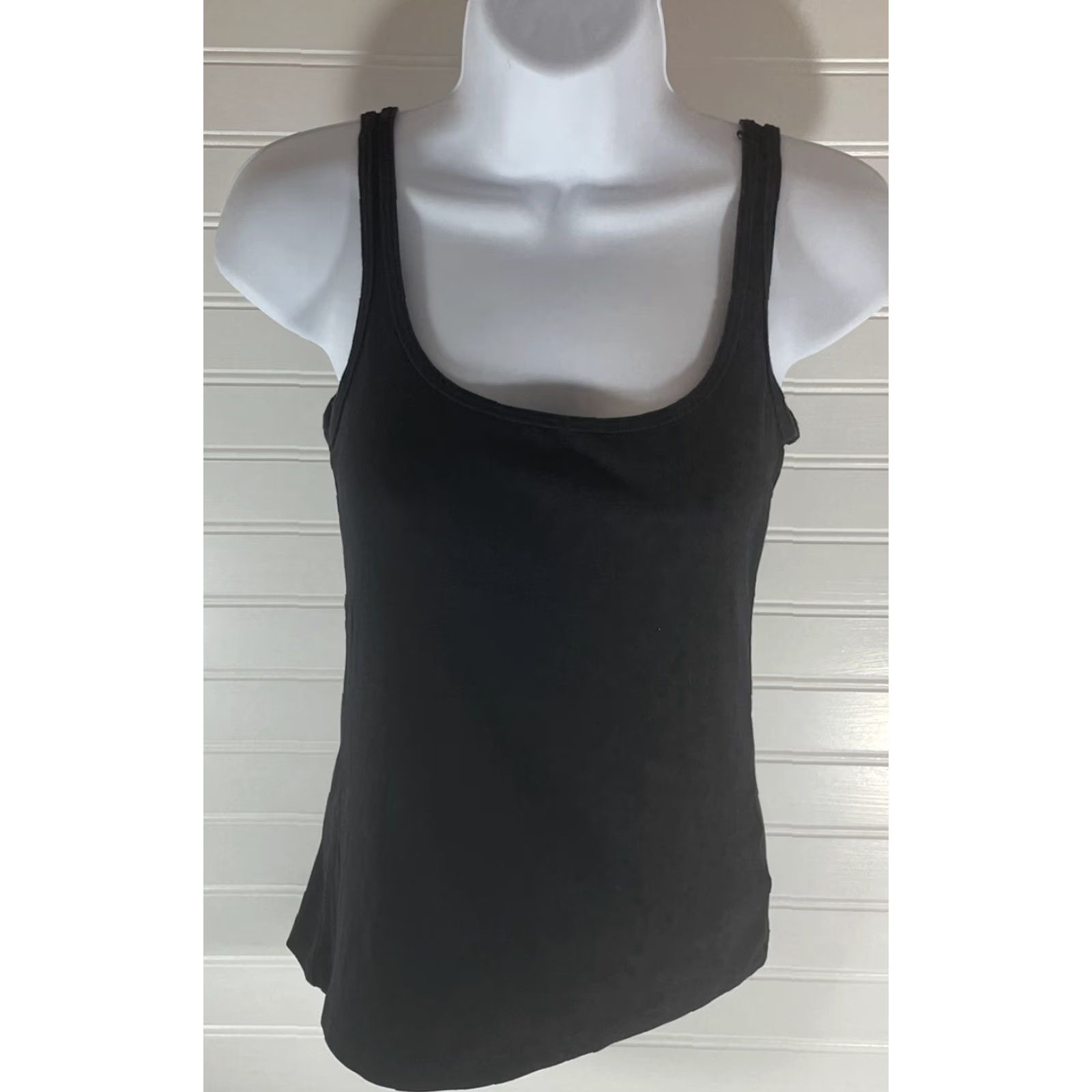 Old Navy VINTAGE? No. Old Navy Women Size Small Fitted Black Tank Top Size S / US 4 / IT 40 - 6 Thumbnail