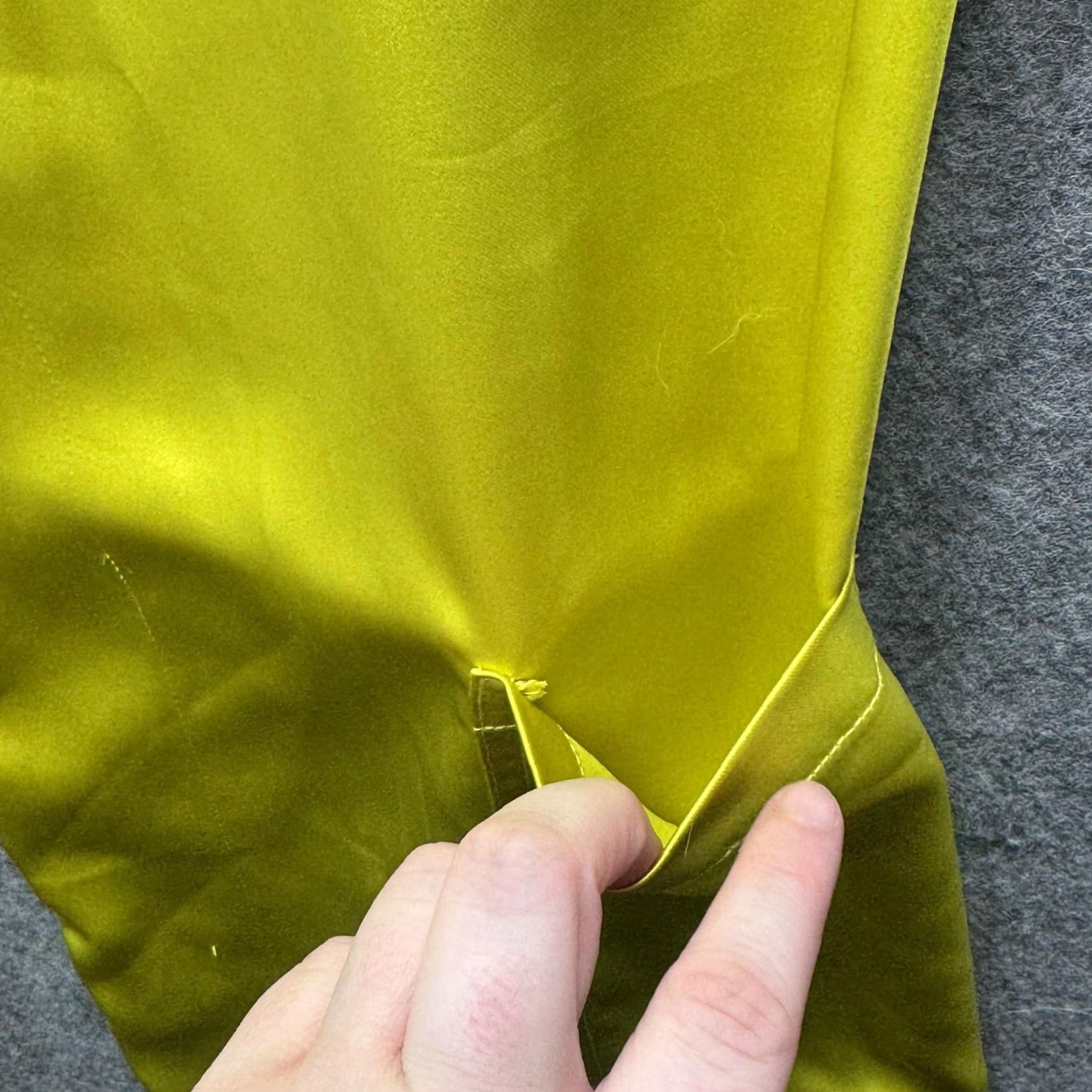 Simon Miller SIMON MILLER Pants Womens 2 Yellow Satin Cargo Wide-Leg Relaxed Pockets Cropped Size 26" / US 2 / IT 38 - 4 Thumbnail