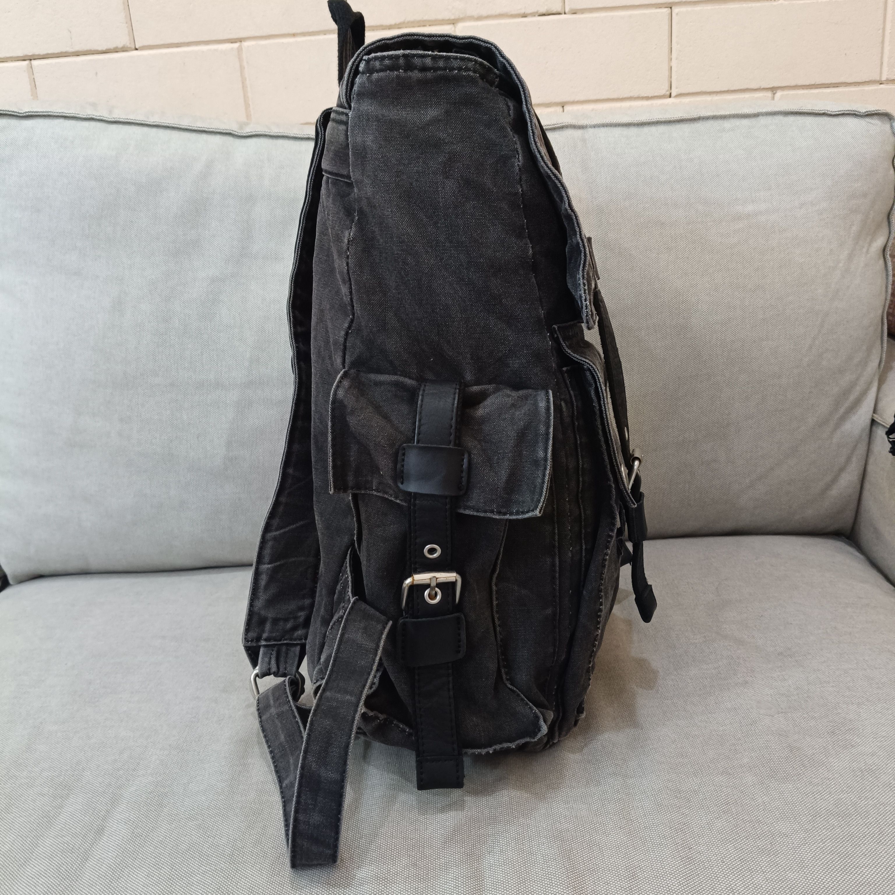 Disturbia Disturbia Bagpack Size ONE SIZE - 7 Thumbnail