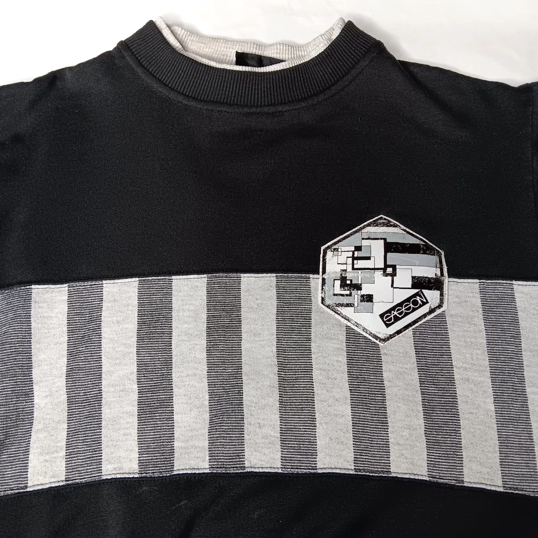 Vintage VINTAGE 80s Sasson Sweatshirt Crew Neck Unisex M Black Gray Stripe Knit Pullover Regular Men Size US M / EU 48-50 / 2 - 2 Thumbnail