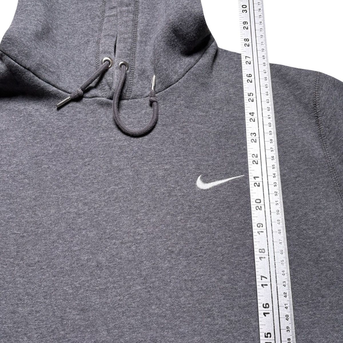 Nike Nike Sweatshirt Hoodie Large Black Mini Swoosh Pullover Size US L / EU 52-54 / 3 - 5 Thumbnail