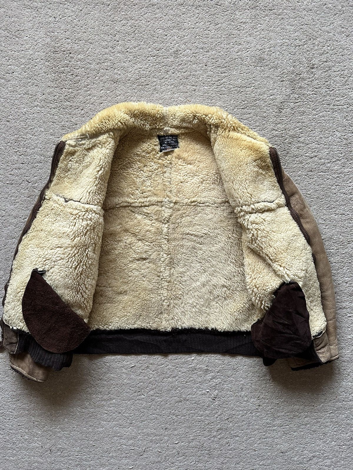 Avirex 1990s Avirex Type-B6 Sheepskin Aviator Jacket Size US L / EU 52-54 / 3 - 8 Thumbnail