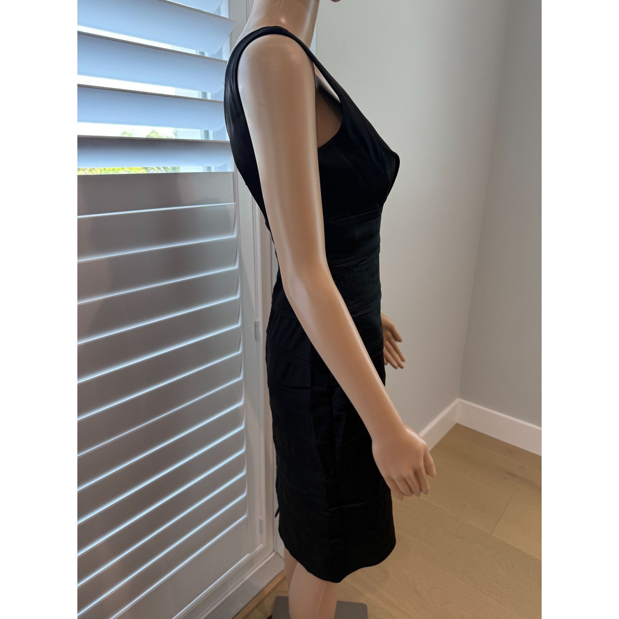 Calvin Klein Calvin Klein Satin Like Sheath Cocktail Dress, size 2 Size XS / US 0-2 / IT 36-38 - 7 Thumbnail