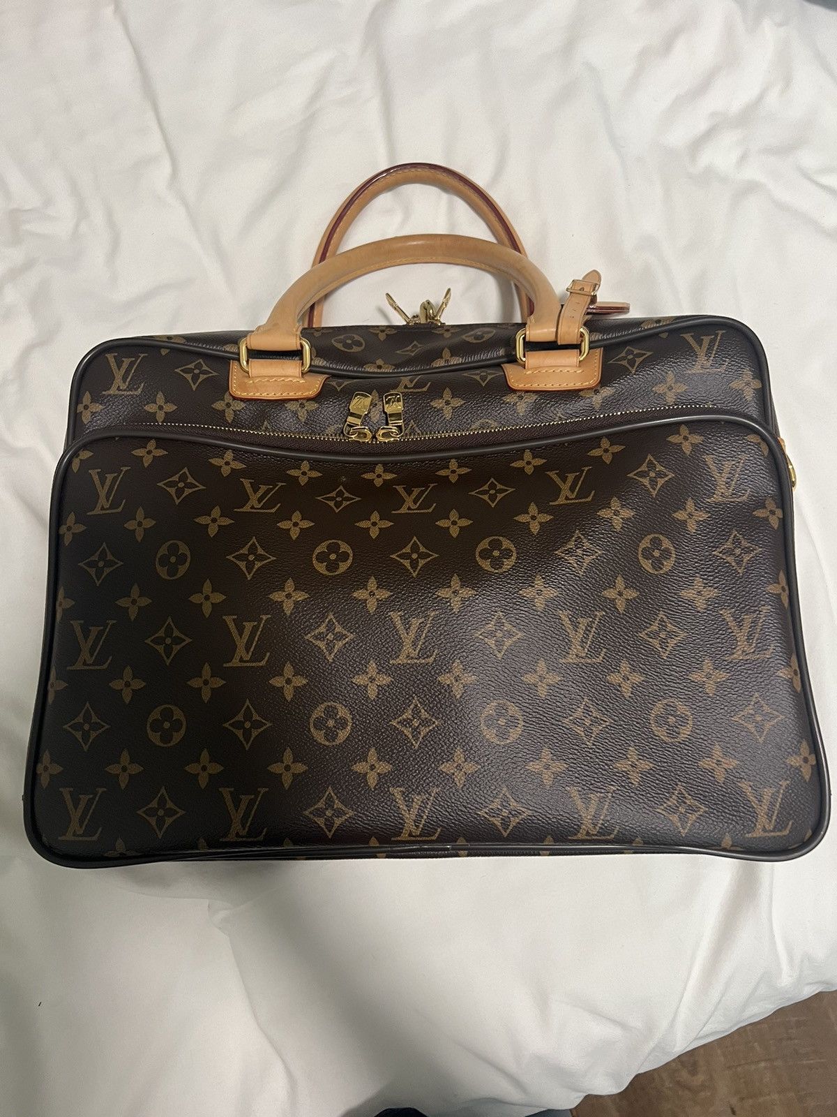 Louis Vuitton Vintage Monogram Messenger Bag Size ONE SIZE - 11 Thumbnail