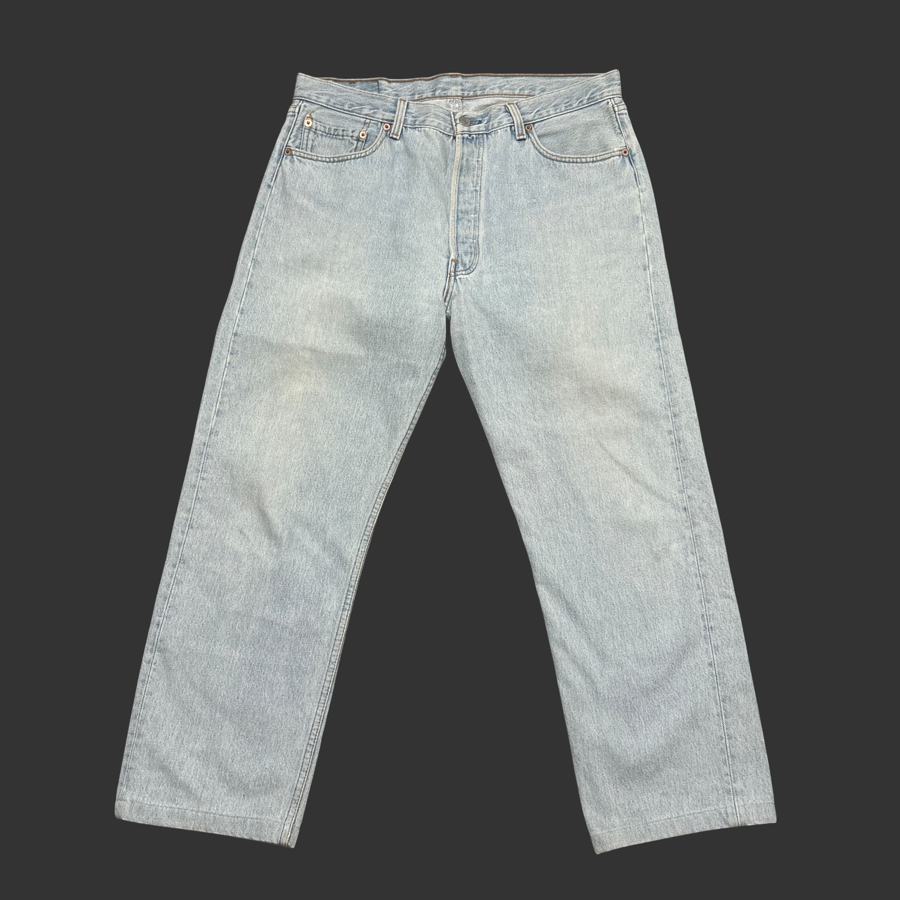 Levi's Vintage Levis 501 Jeans 90s Button Fly 36x34 Made In USA Size US 36 / EU 52 - 1 Thumbnail