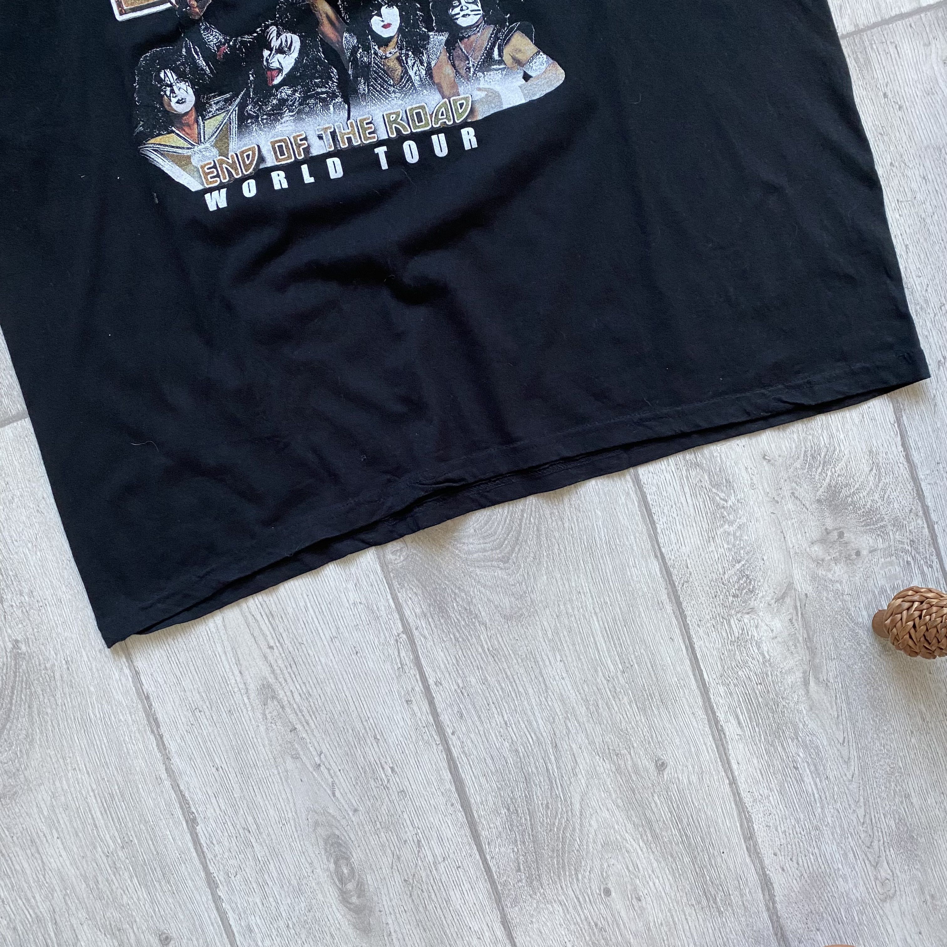 Band Tees 🎸 KISS world tour Rock Band Tee Boxy Vintage Size US M / EU 48-50 / 2 - 3 Thumbnail