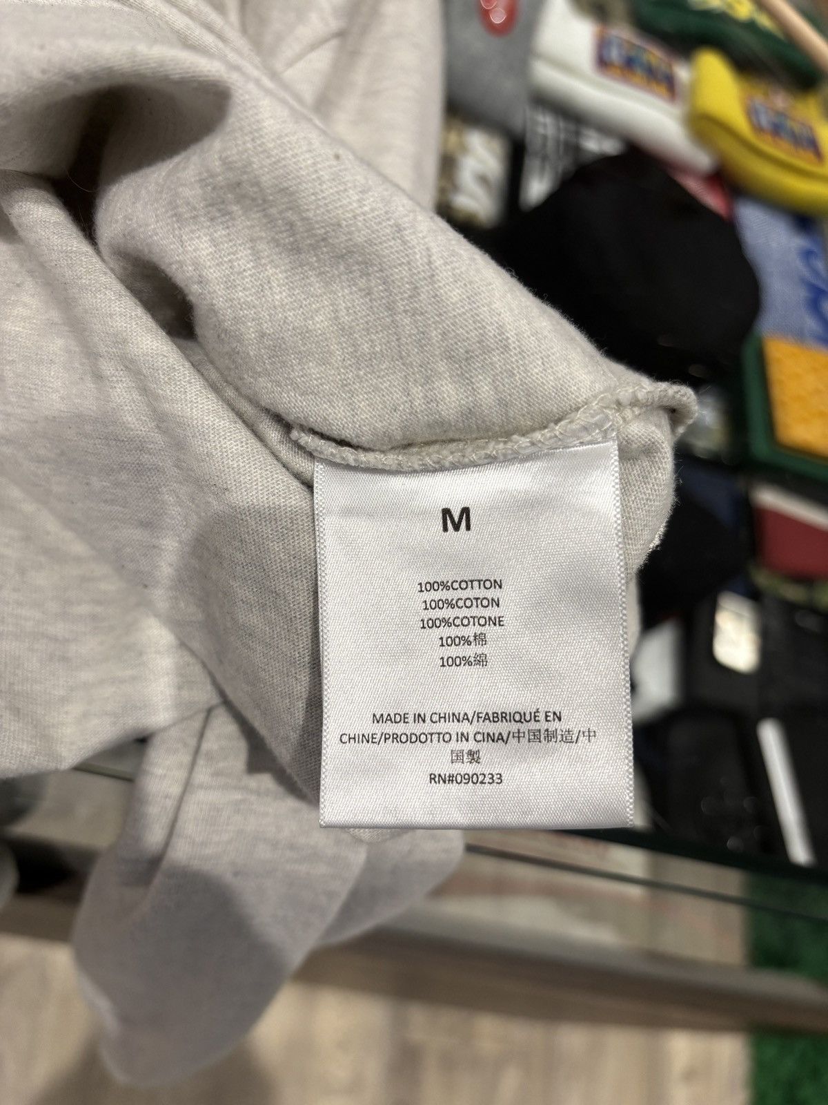 Fear of God Fear of God Essentials Long-Sleeve Heather Oatmeal Size US M / EU 48-50 / 2 - 7 Thumbnail