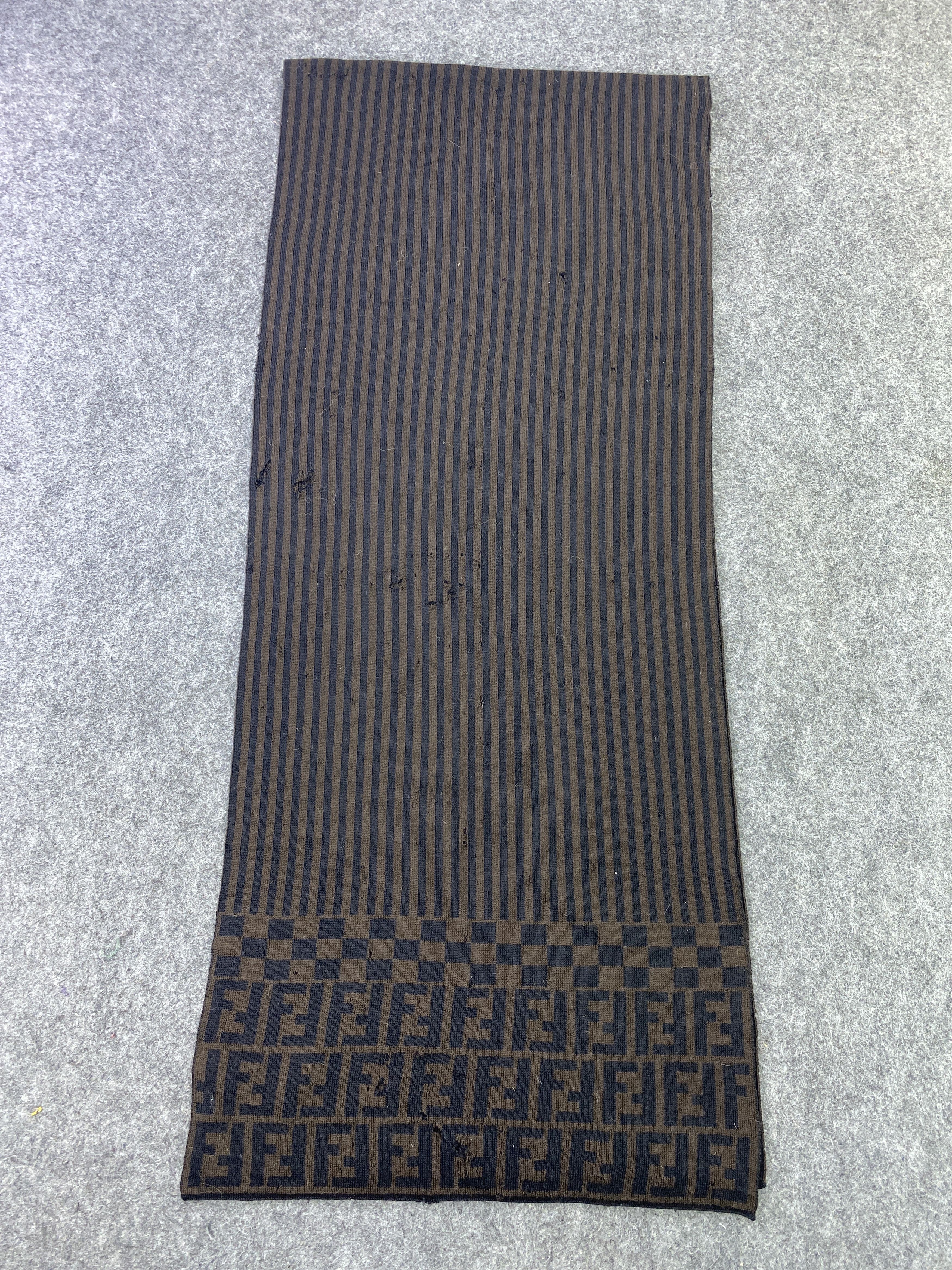 Fendi Fendi Scarf/Muffler/Neckwear-T395 Size ONE SIZE - 3 Thumbnail