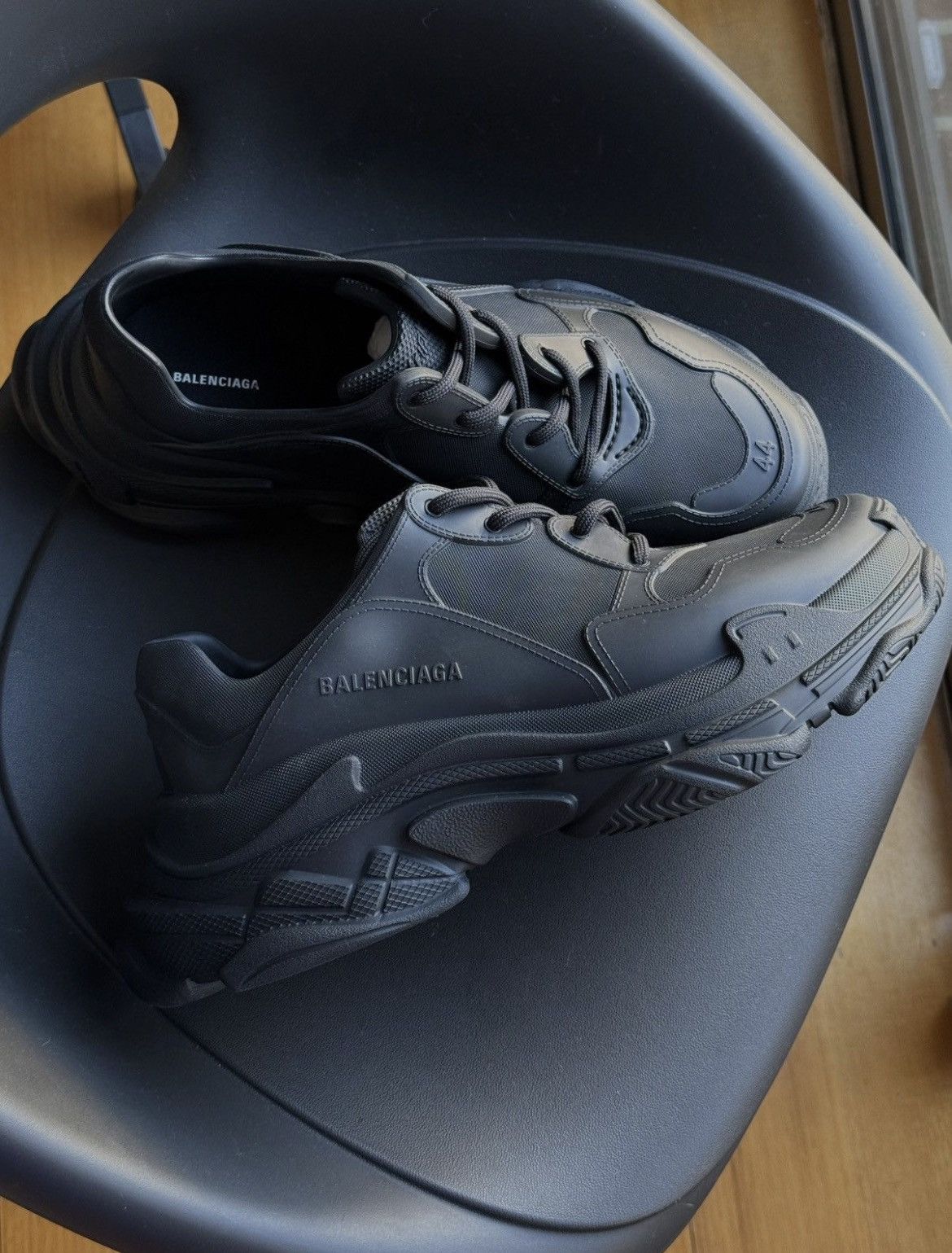 Balenciaga Balenciaga triple S mold sneaker “black” Size US 11 / EU 44 - 1 Thumbnail