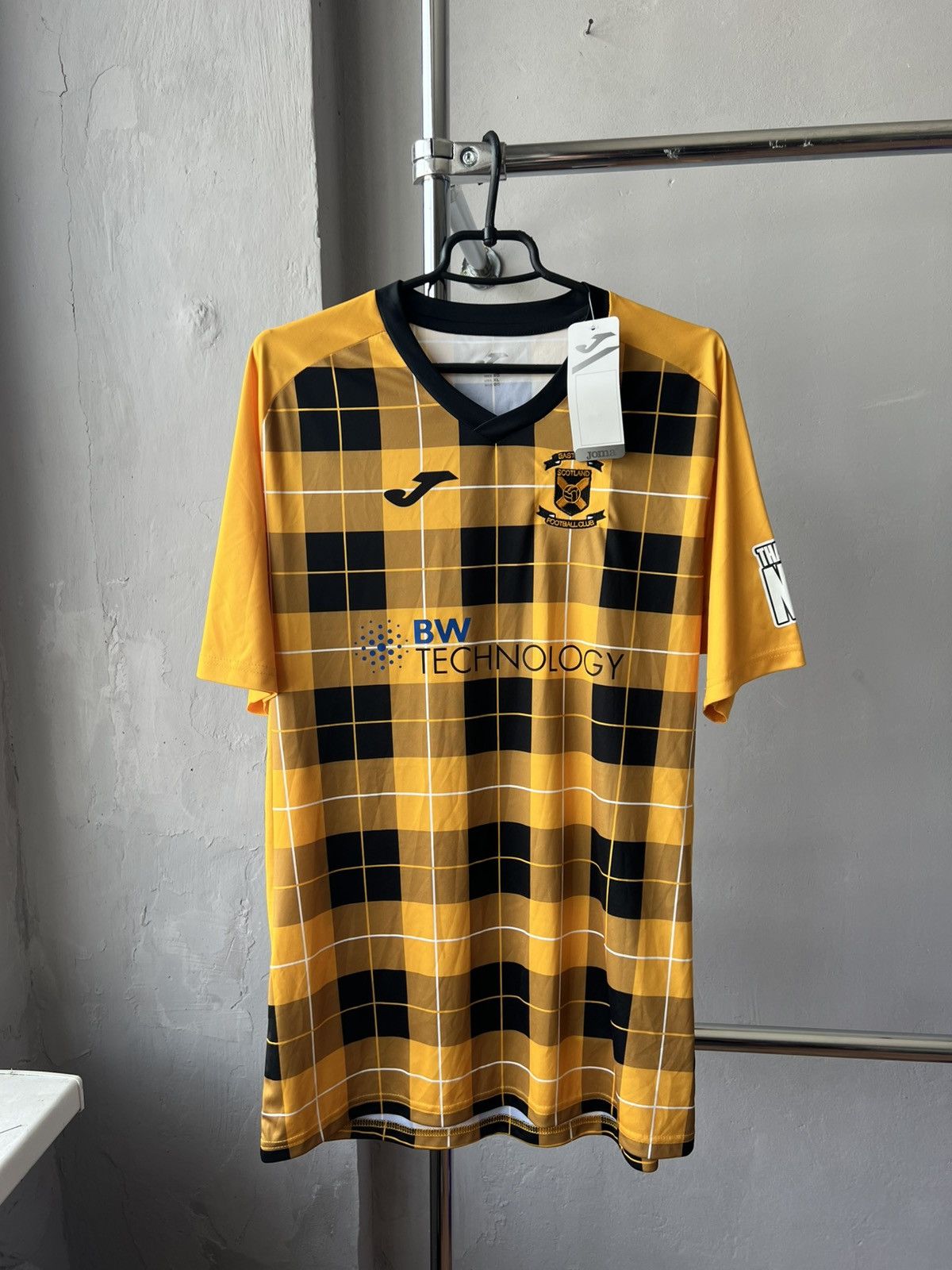 Joma NWT 2020/21 EAST FIFE SCOTLAND HOME SOCCER JERSEY FOOTBALL Size US XL / EU 56 / 4 - 2 Thumbnail