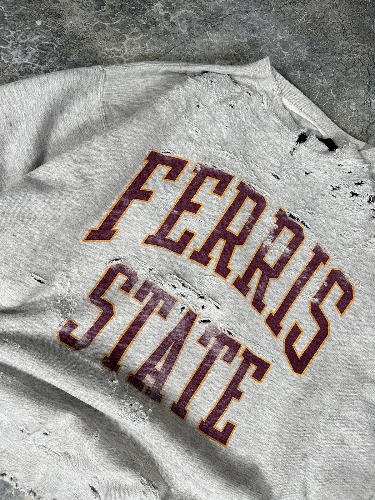 Vintage Perfect Thrashed Ferris State Crewneck Size US XL / EU 56 / 4 - 7 Thumbnail