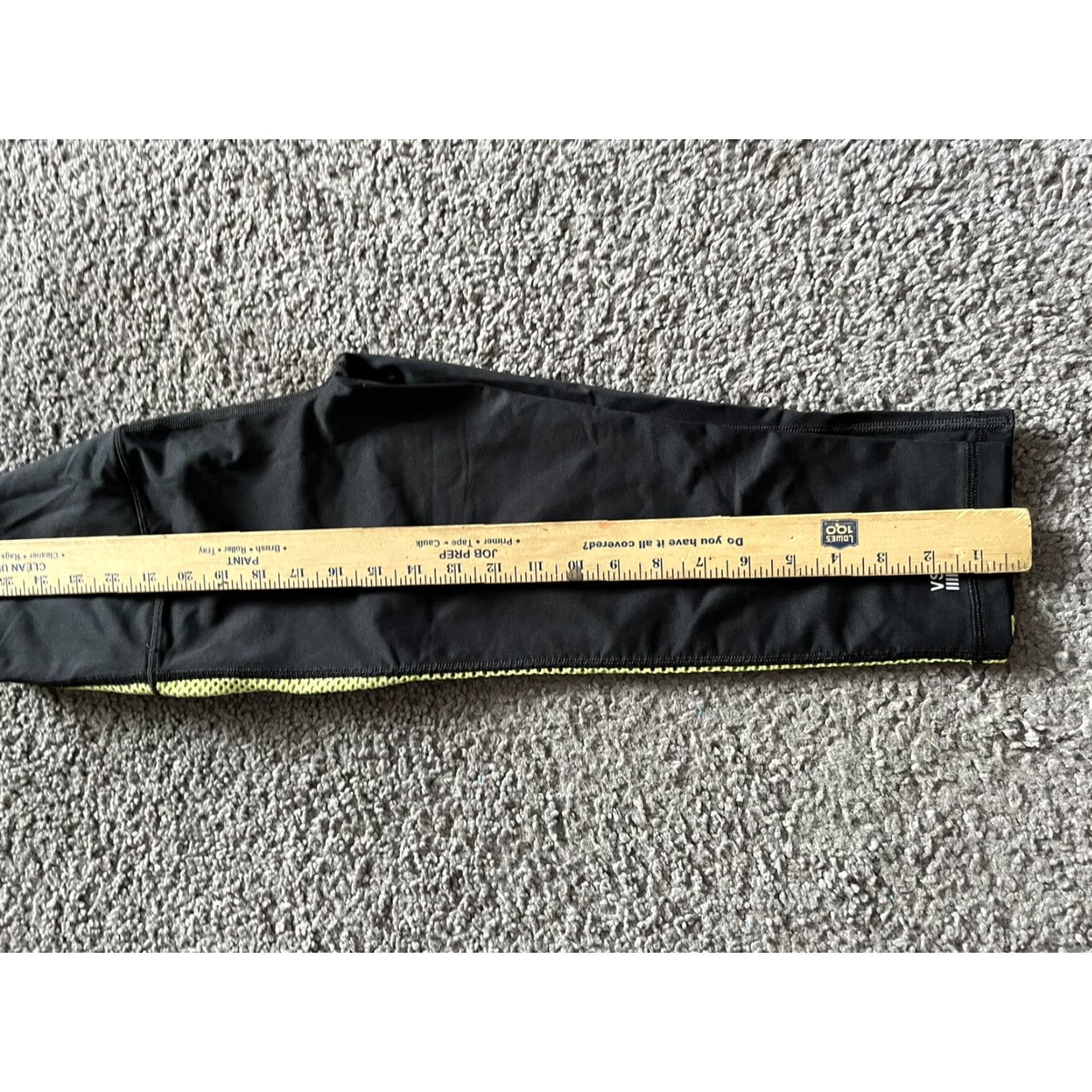 Victoria's Secret Victoria's Secret Victoria Sport Capri Leggings Women XS Black 22 Inseam Yoga Activewear Size 26" / US 2 / IT 38 - 6 Thumbnail