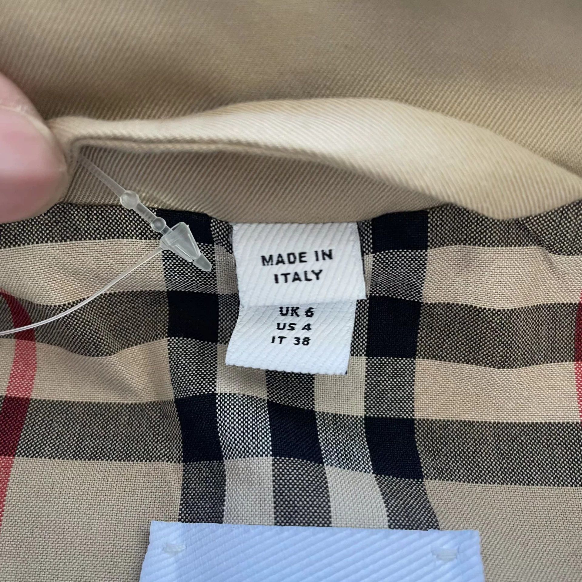 Burberry Burberry Mint Silk Print Panel Short RW Trench 38 Size XS / US 0-2 / IT 36-38 - 5 Thumbnail