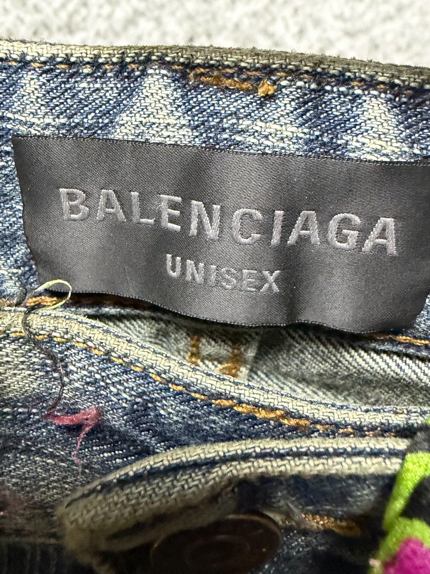 Balenciaga Balenciaga FW24 Denim with Graffiti Design Size US 26 / EU 42 - 3 Thumbnail