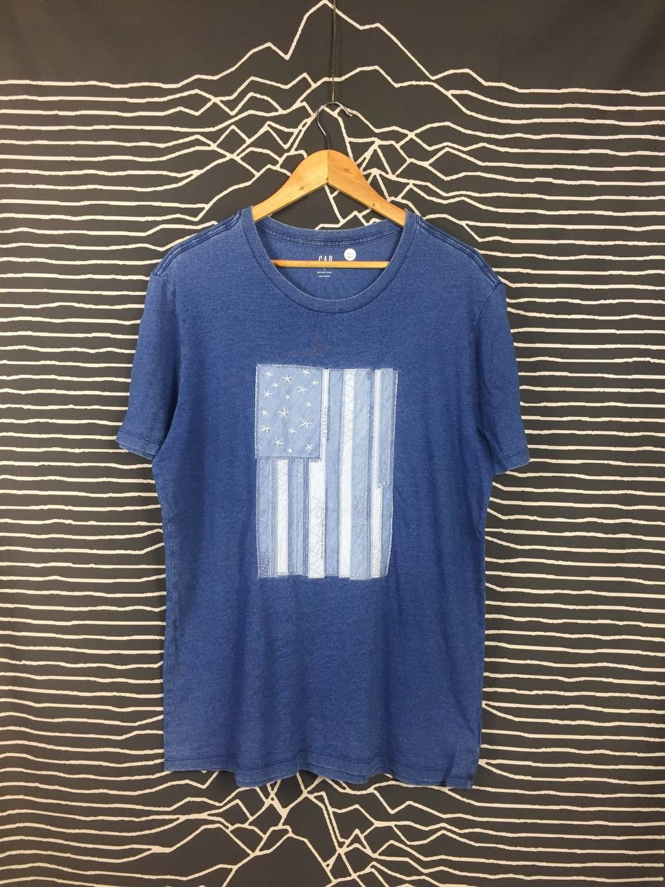 Gap × Vintage GAP Dyed With Indigo American Flag Patched Tee Size US L / EU 52-54 / 3 - 1 Thumbnail