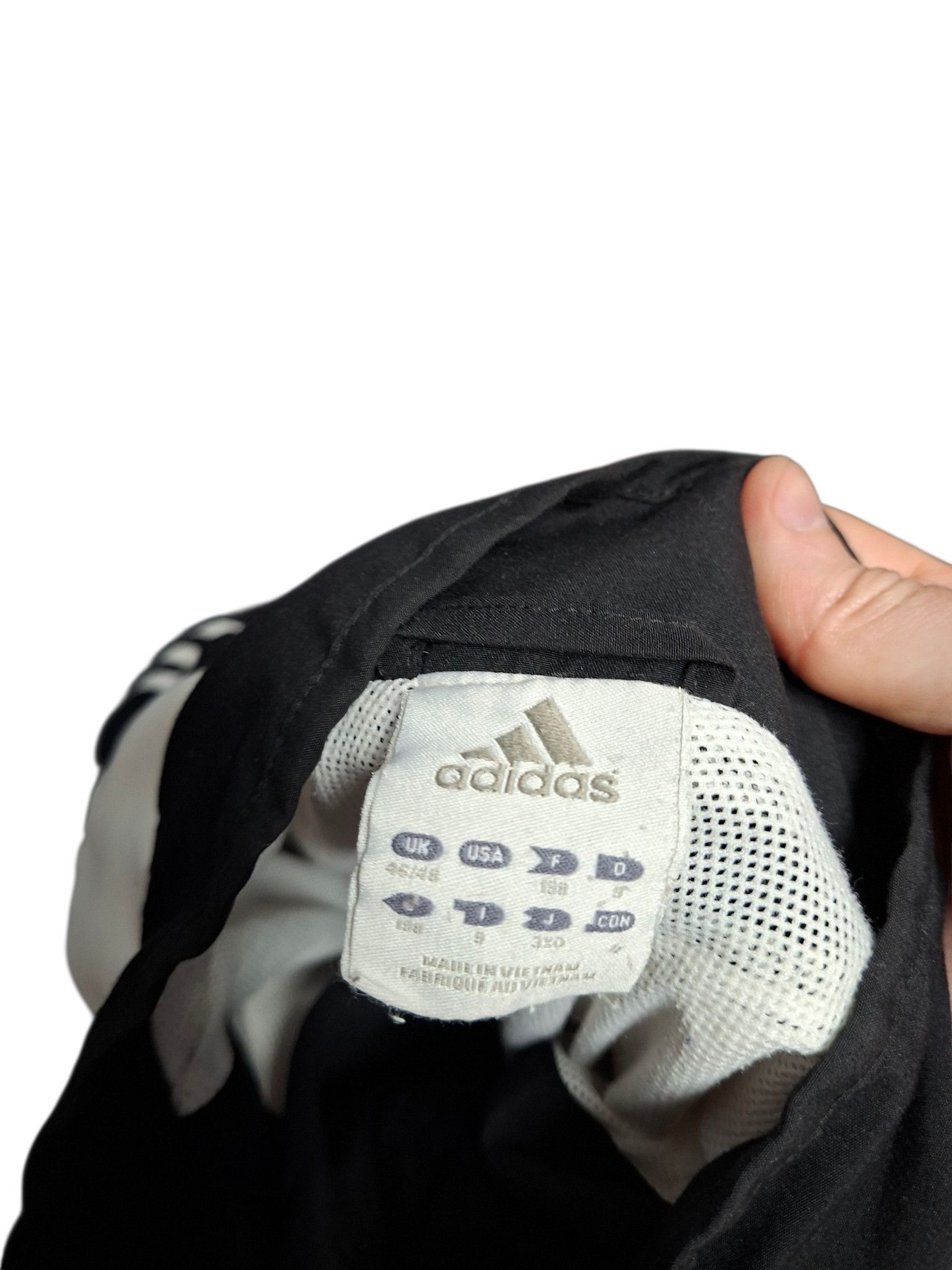 Adidas ADIDAS VINTAGE 2009 NYLON TRACK JACKET Size US XL / EU 56 / 4 - 4 Thumbnail