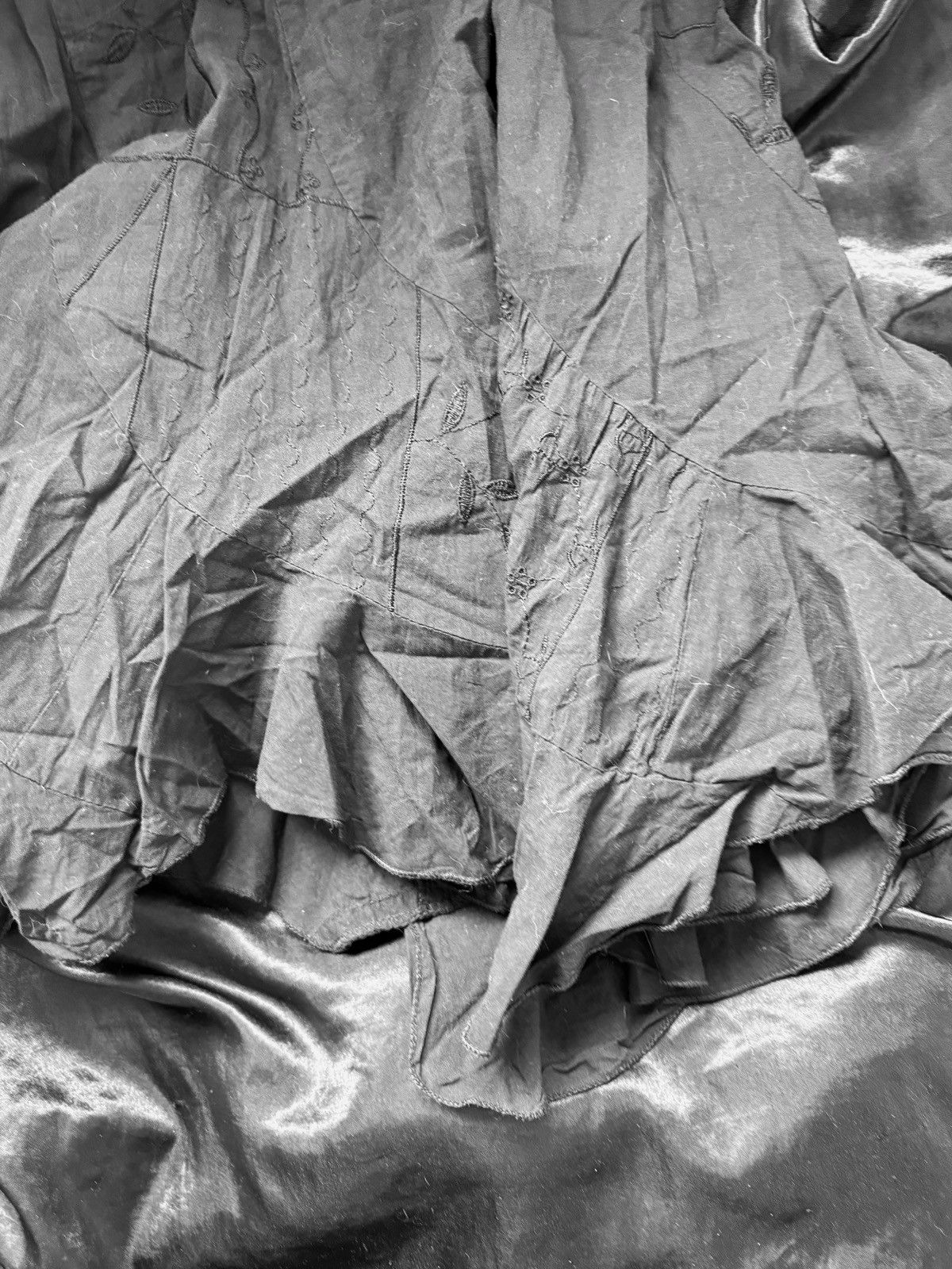 Vintage Maxi asymmetrical witchy skirt Size 26" / US 2 / IT 38 - 2 Thumbnail