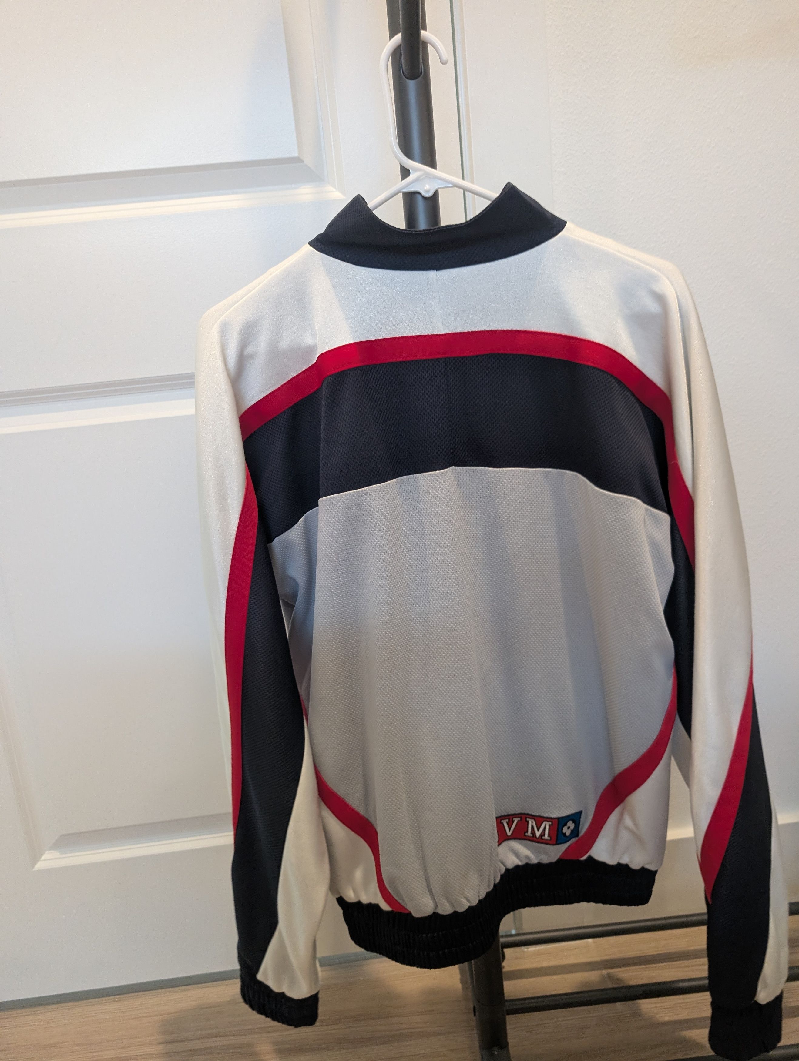 Louis Vuitton Louis Vuitton Logo embroidered hockey jacket Size US S / EU 44-46 / 1 - 2 Thumbnail