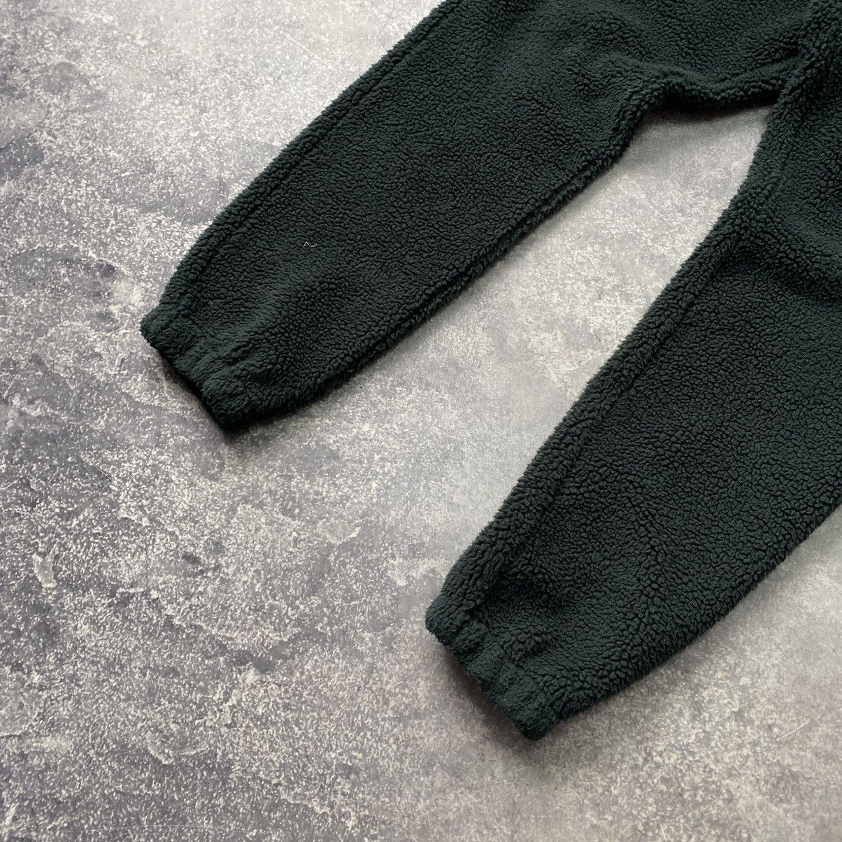 JW Anderson Men’s Uniqlo x J.W.Anderson Designer fleece rare pants Size US 32 / EU 48 - 3 Thumbnail