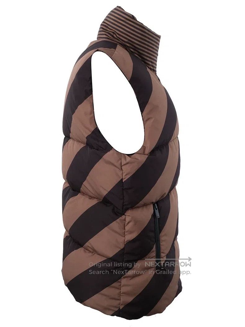 Fendi Fendi Double-sided full-print logo vest down jacket Size US S / EU 44-46 / 1 - 5 Thumbnail
