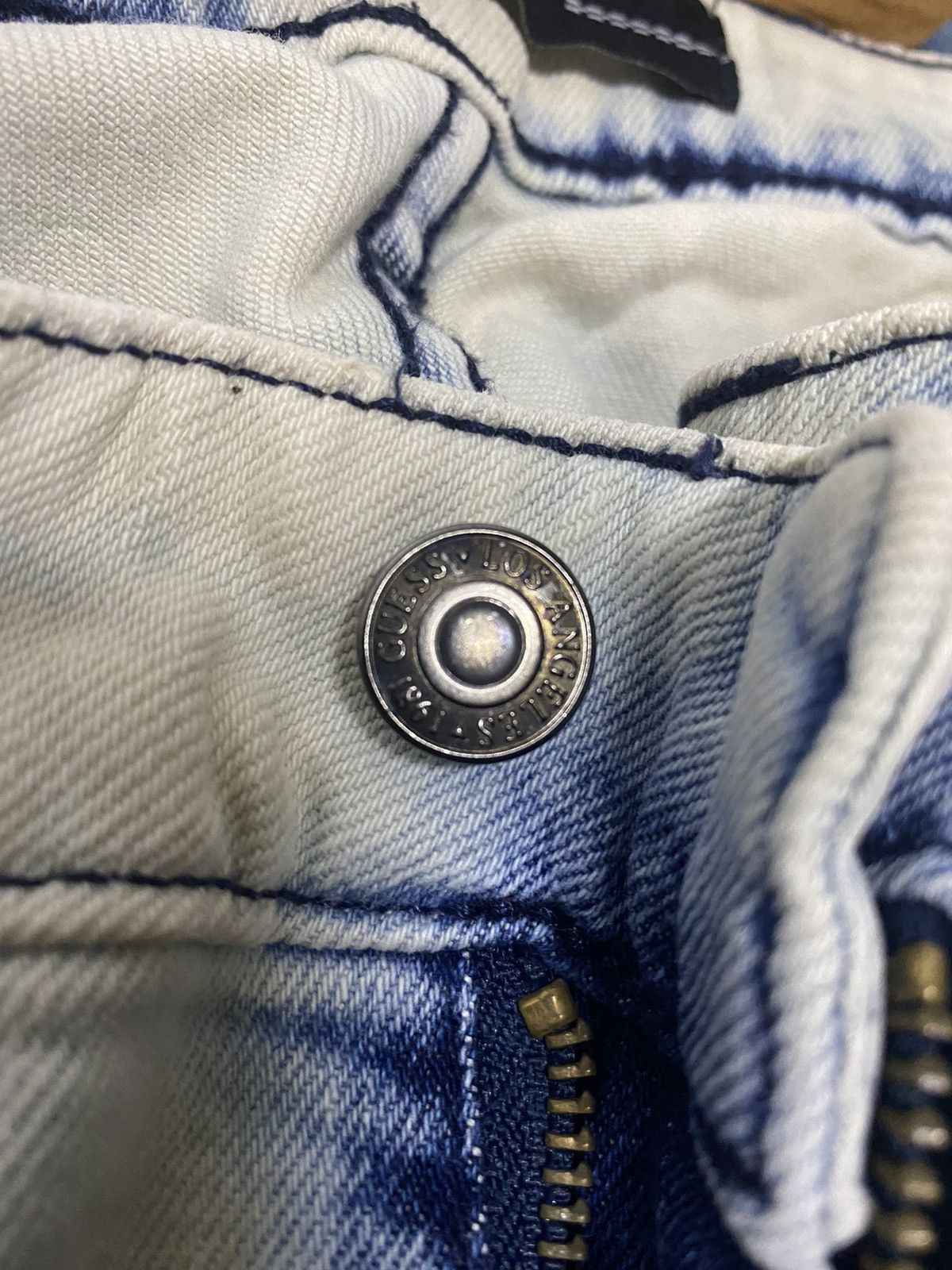 Guess × Vintage Vintage GUESS Los Angelas Skinny Distressed Denim Jeans Size US 34 / EU 50 - 20 Thumbnail