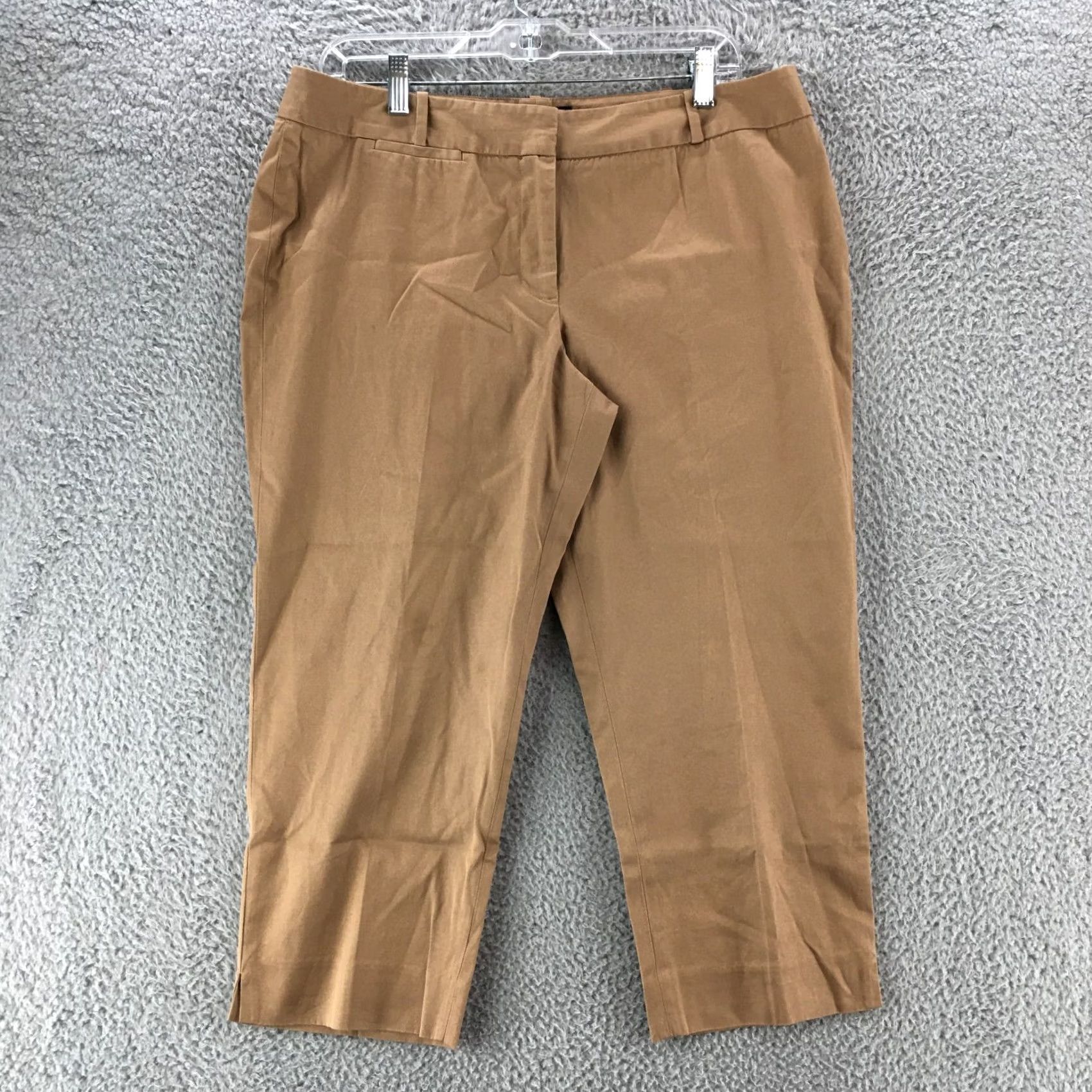 Talbots Talbots Signature Capri Cropped Pants Womens 12P Beige Mid Rise Zip Fly Casual Size 34" / US 12 / IT 48 - 2 Thumbnail