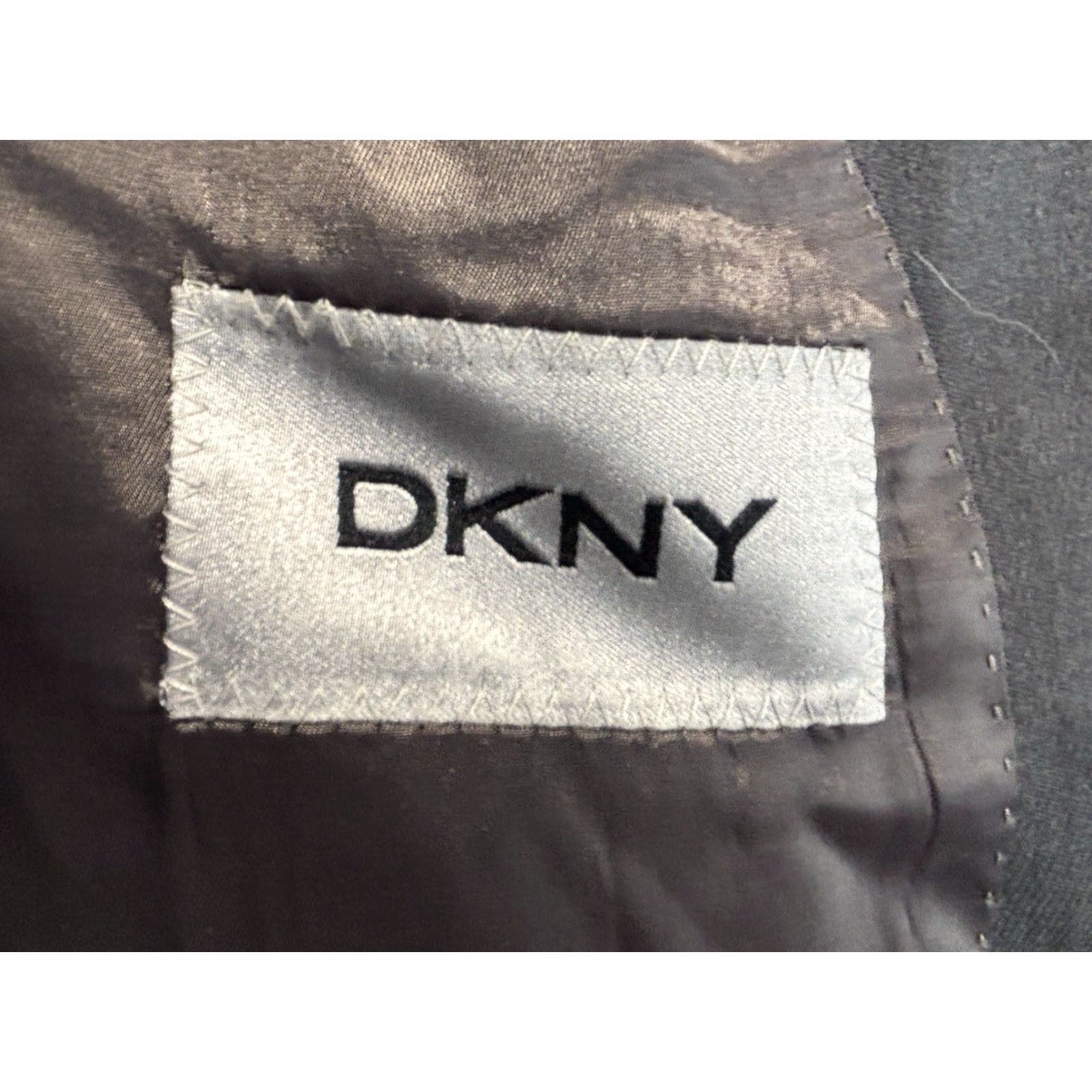 Donna Karan VINTAGE Donna Karan New York DKNY 44L gray charcoal Wool suit 2 Piece 37x30 Pants Mens Adult 90s Style Women? Size 36R - 7 Thumbnail
