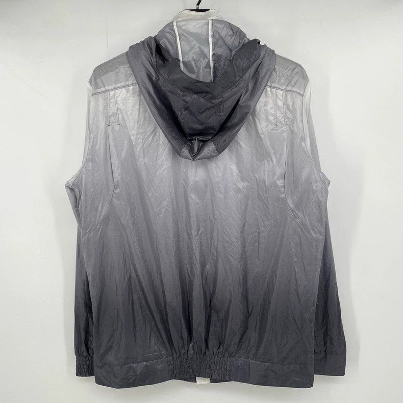 Givenchy Givenchy Multi-Pocket Gradient Hooded Windbreaker Size US L / EU 52-54 / 3 - 2 Thumbnail