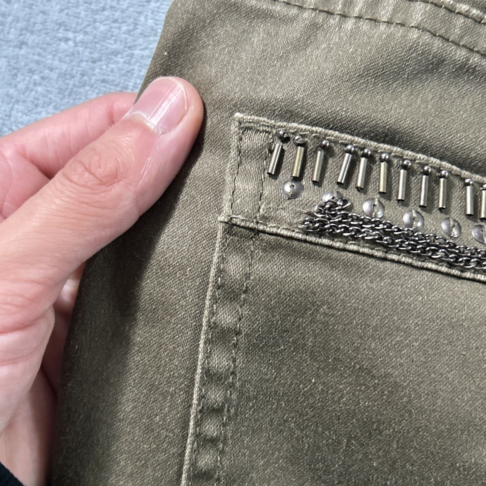 Levi's Rhinestoned Cargo Pants Women 4 30x27 Stretch Slim Ankle Zip Size 27" / US 4 / IT 40 - 6 Thumbnail