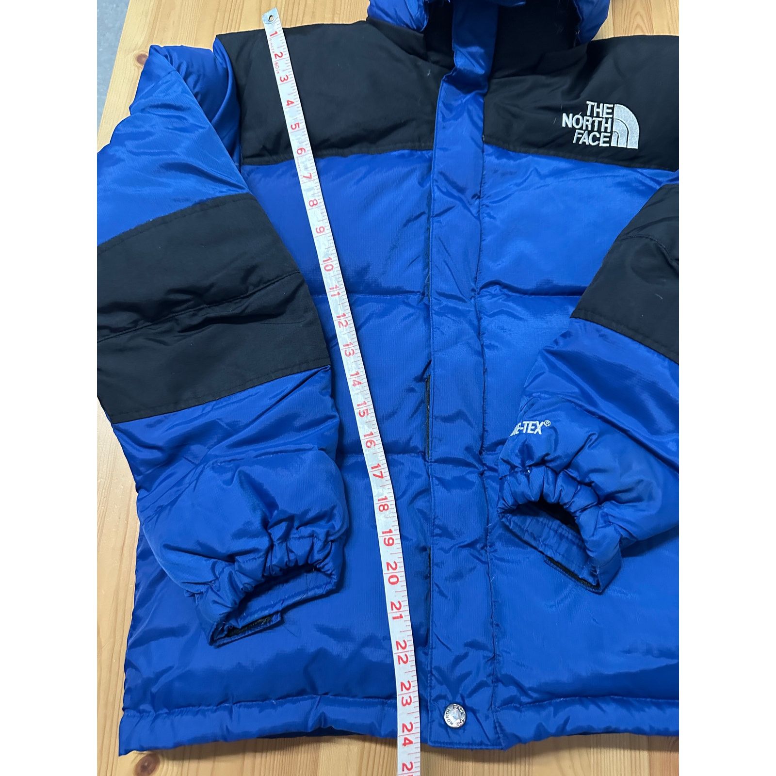 The North Face Vintage The North Face Mens Goretex Down Jacket Medium Size US M / EU 48-50 / 2 - 4 Thumbnail