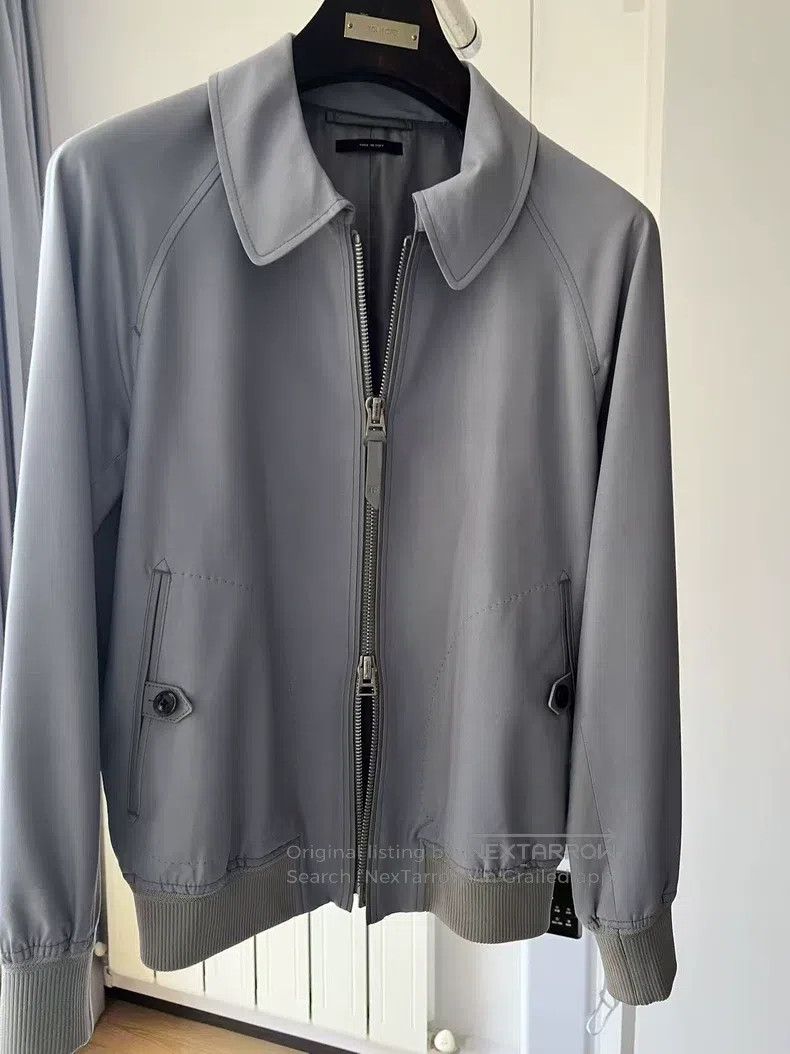 Tom Ford Tom Ford Classic Men's Short Jacket, 100% Mulberry Silk Fa Size US M / EU 48-50 / 2 - 2 Thumbnail