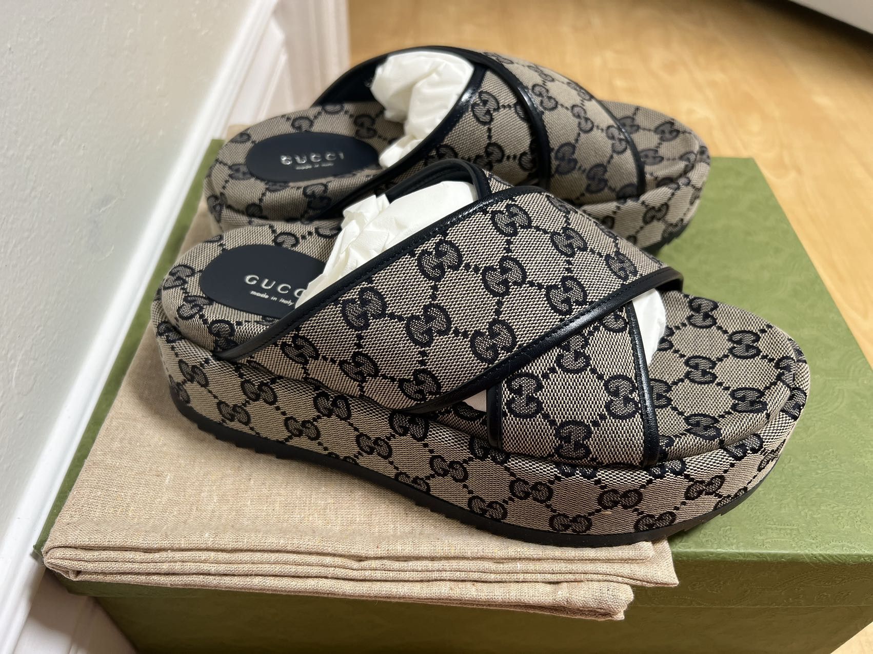 Gucci Gucci GG Platform Slide Sandal 'GG Motif - Beige Blue
