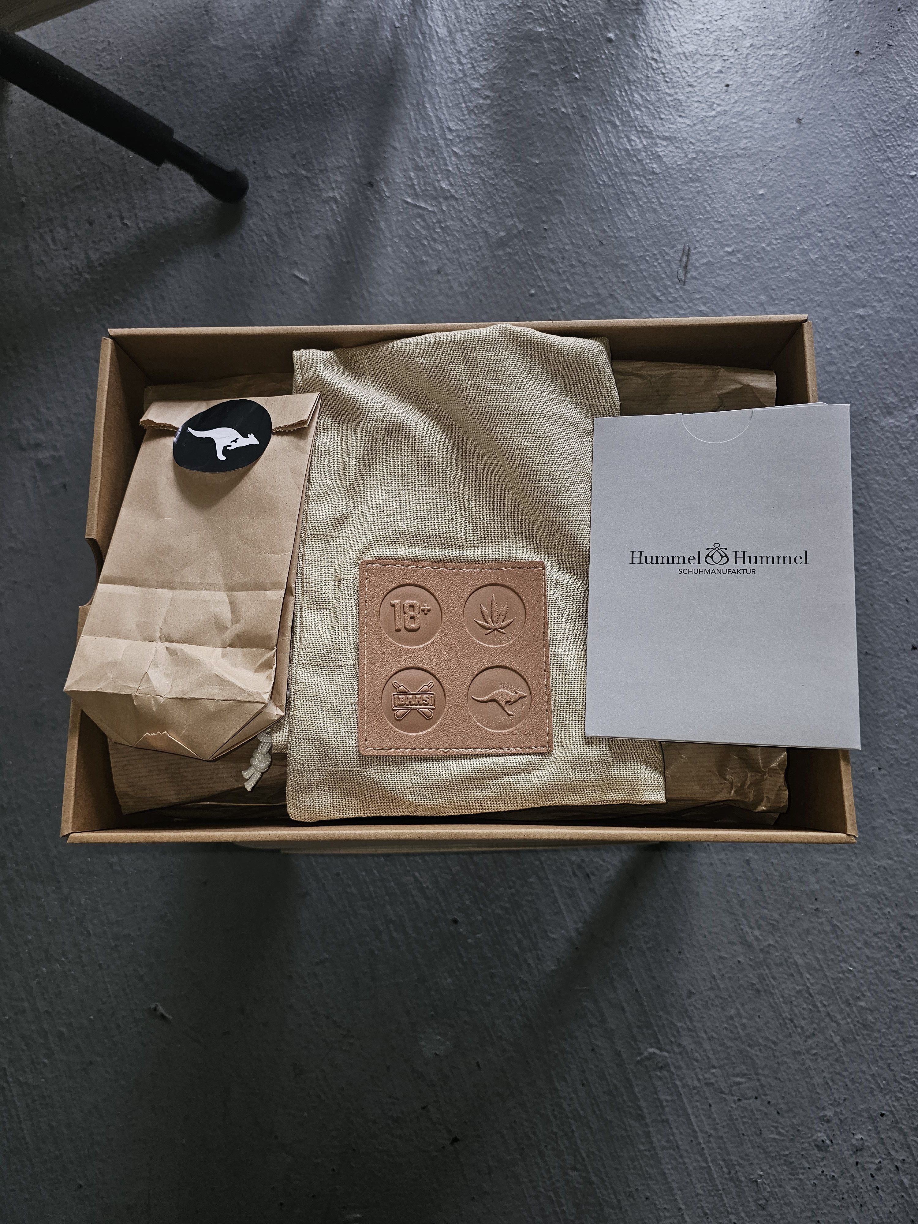 KangaROOS SneakerBass Size US 7 / EU 40 - 5 Thumbnail