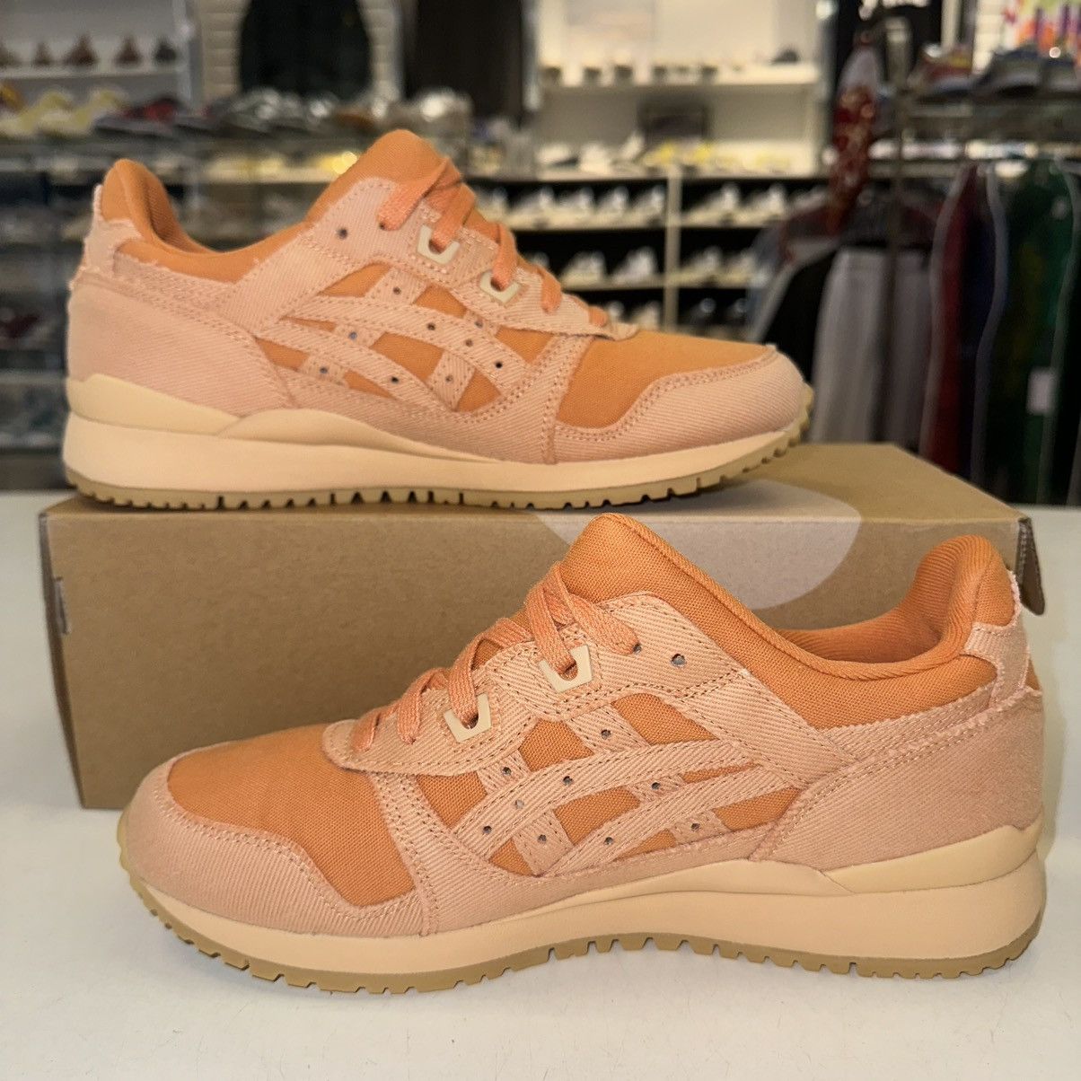 Asics Size 5 - ASICS GEL-Lyte III OG Low Tea Pack - Rooibos Size US 5 / EU 37 - 2 Thumbnail
