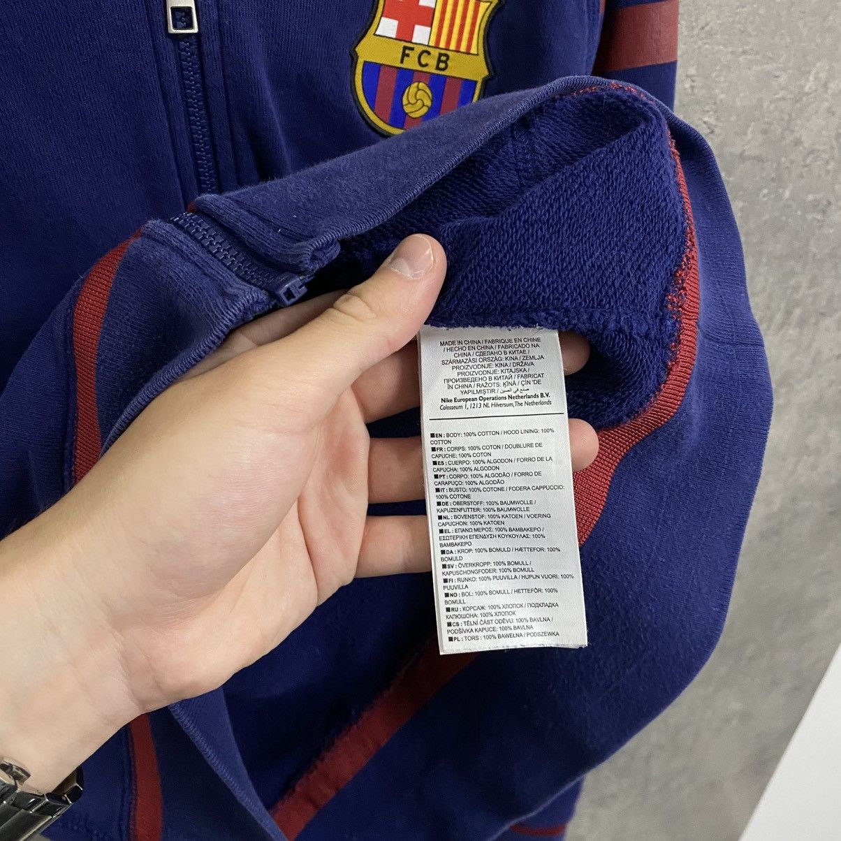 Nike Vintage Nike Barcelona Zip Hoodie Size US M / EU 48-50 / 2 - 11 Thumbnail
