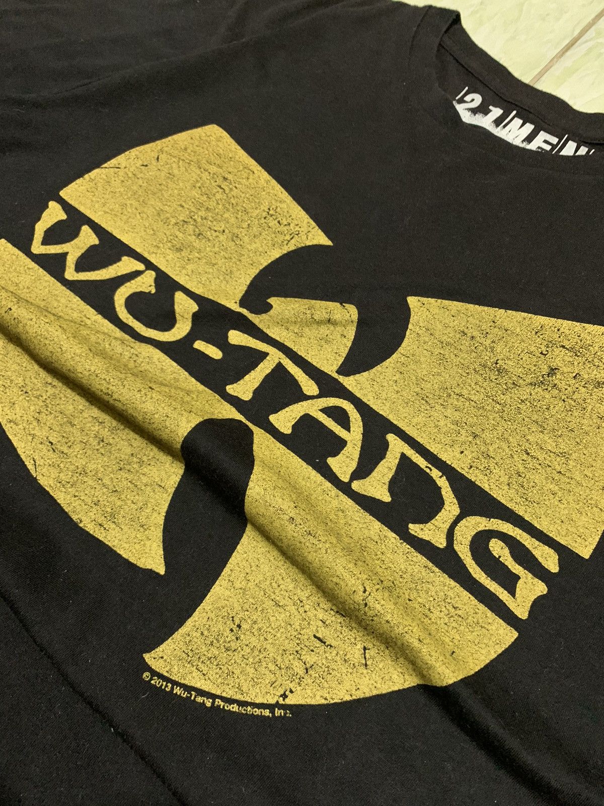 Rap Tees Wu-Tang Clan vintage Y2K big logo Rap T-Shirt Size US L / EU 52-54 / 3 - 9 Thumbnail