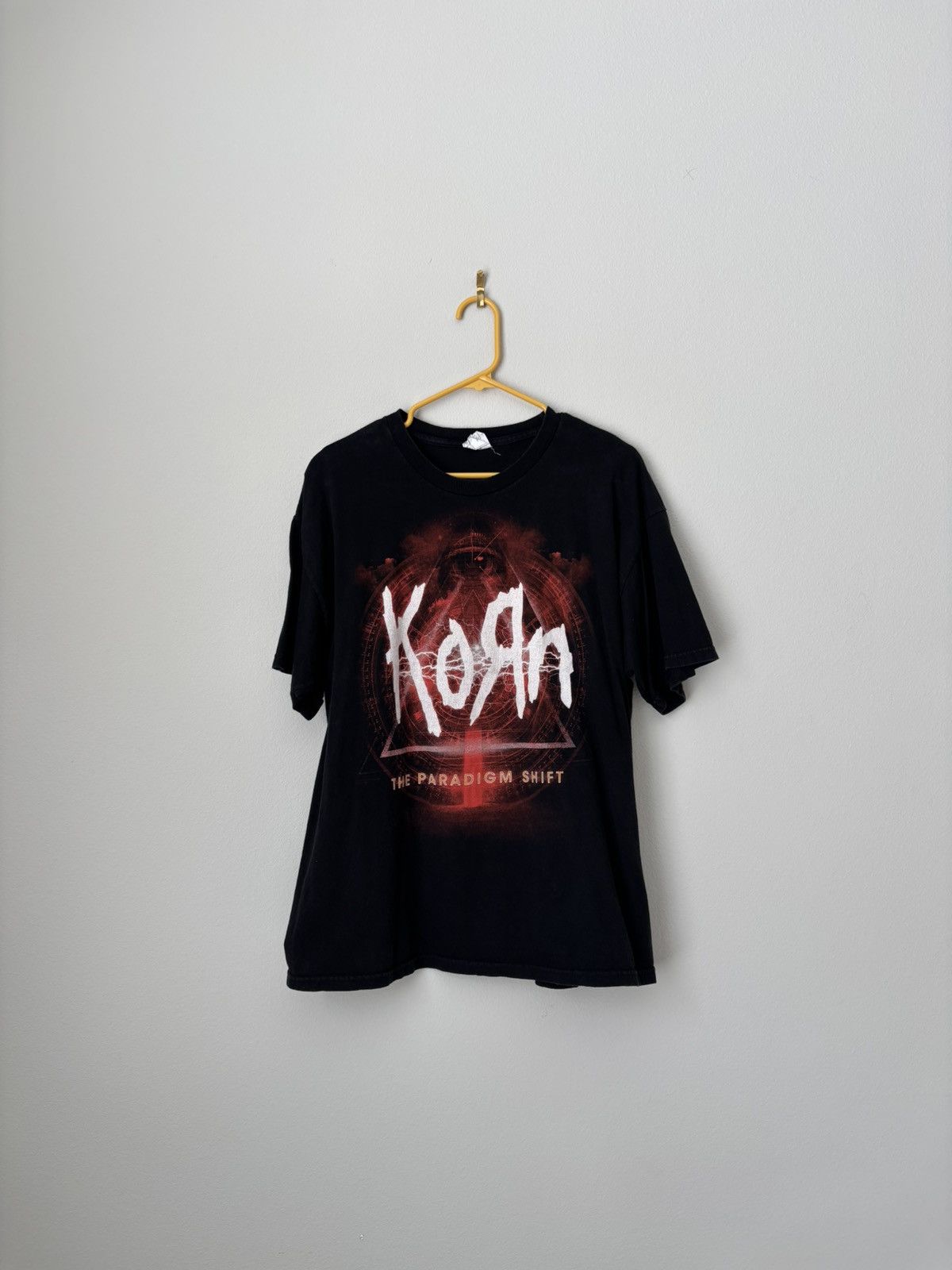 Vintage 2013 Korn 'The Paradigm Shift' Band T-Shirt Size US XL / EU 56 / 4 - 1 Thumbnail