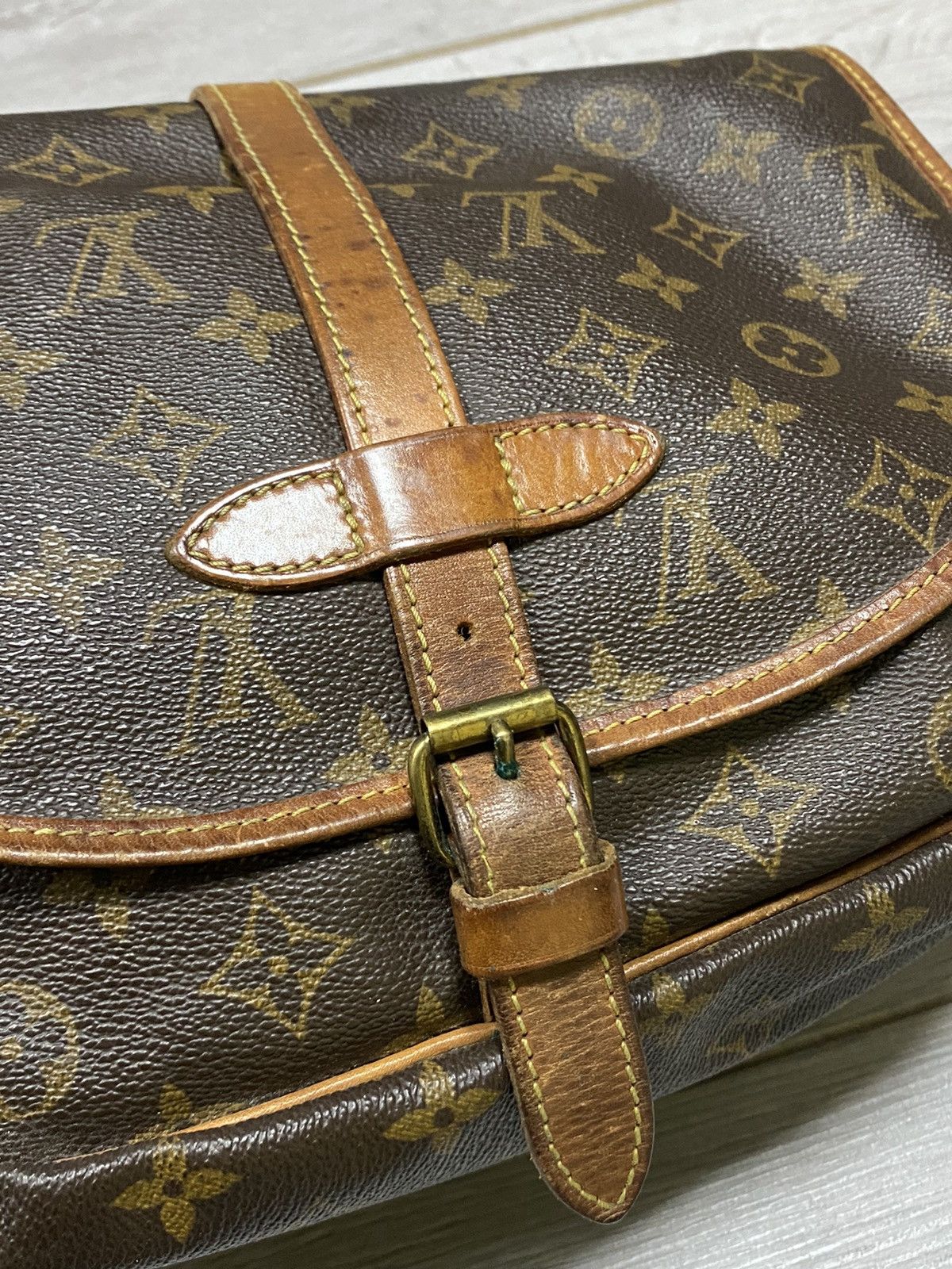 Louis Vuitton Louis Vuitton saumur crossbody bag LV monogram Size ONE SIZE - 11 Thumbnail